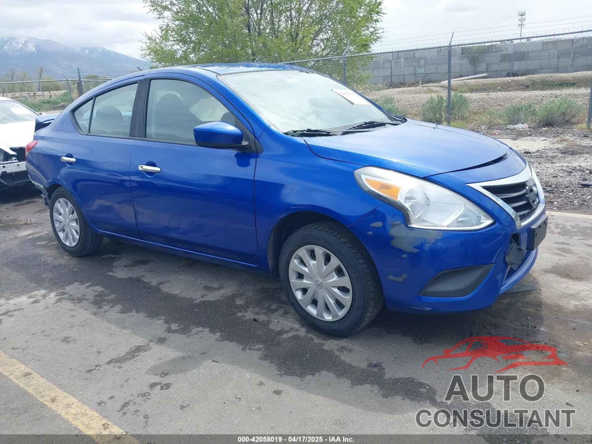 NISSAN VERSA 2017 - 3N1CN7AP8HL875802