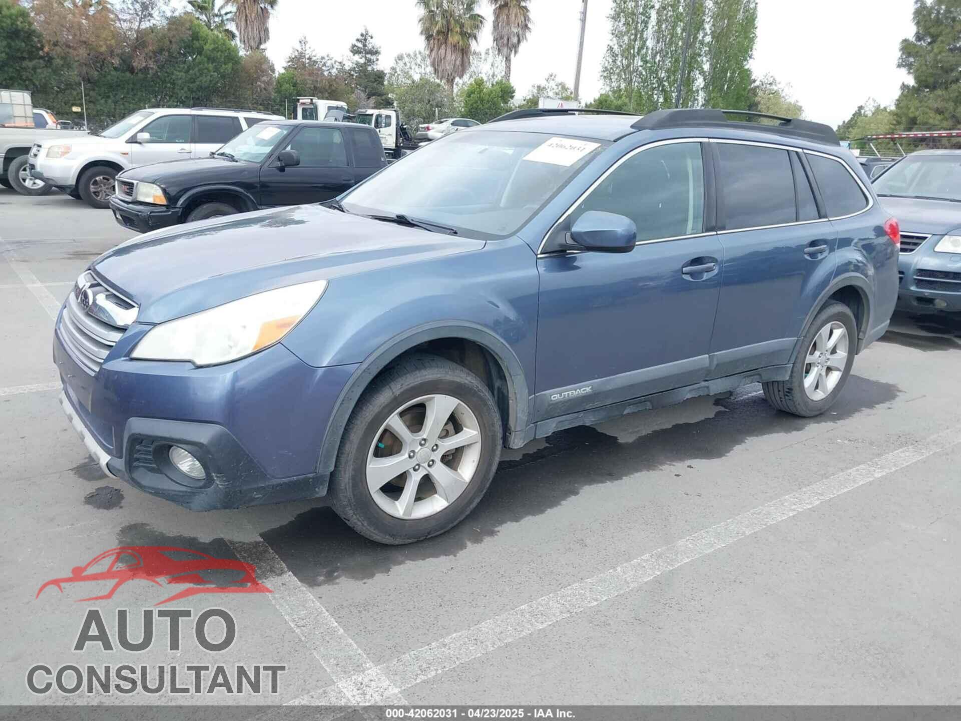 SUBARU OUTBACK 2013 - 4S4BRBBC3D3206446