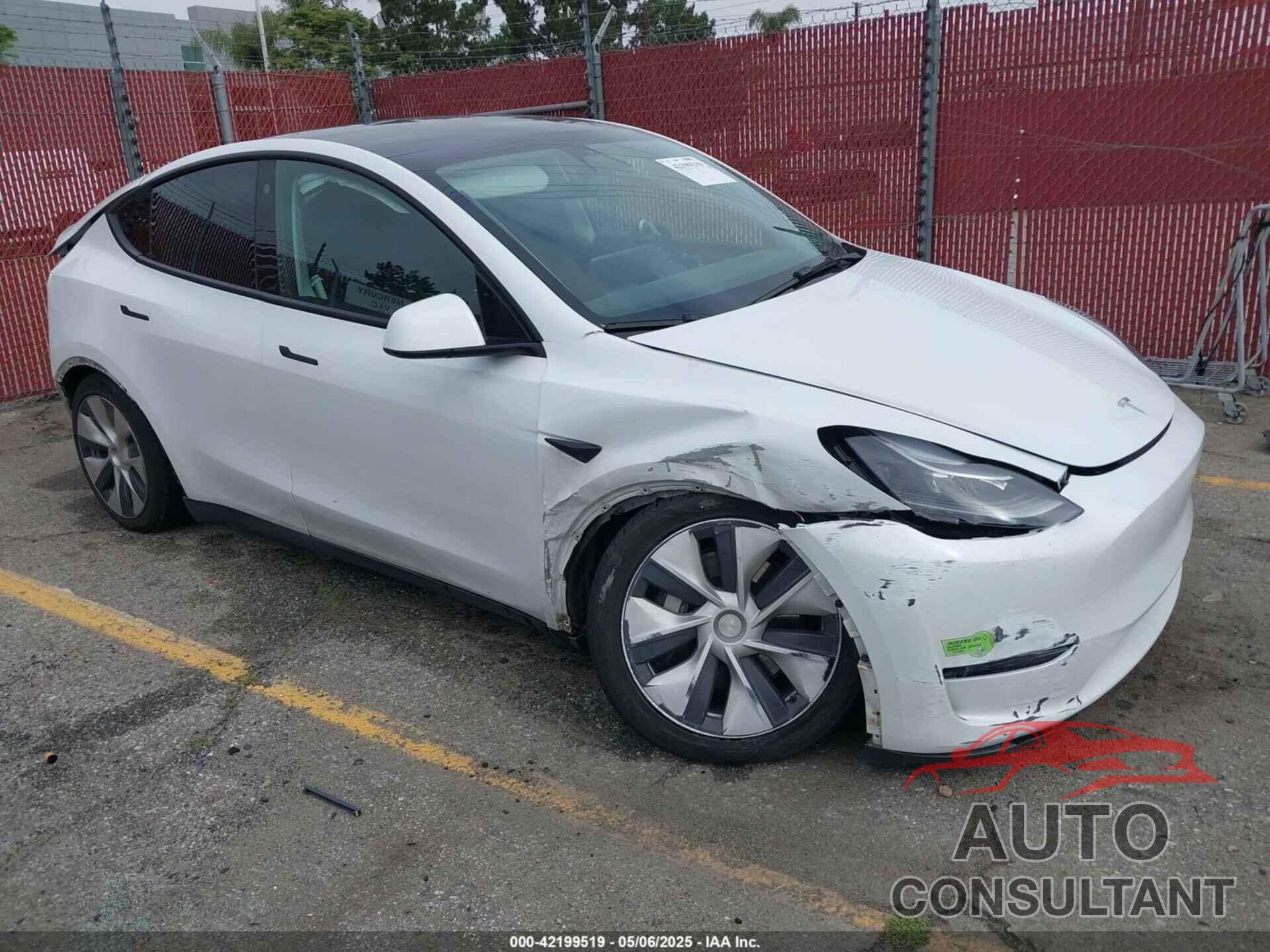 TESLA MODEL Y 2023 - 7SAYGAEE9PF702910