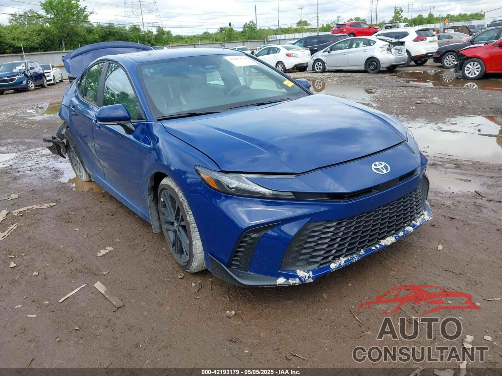 TOYOTA CAMRY 2025 - 4T1DAACK2SU111092