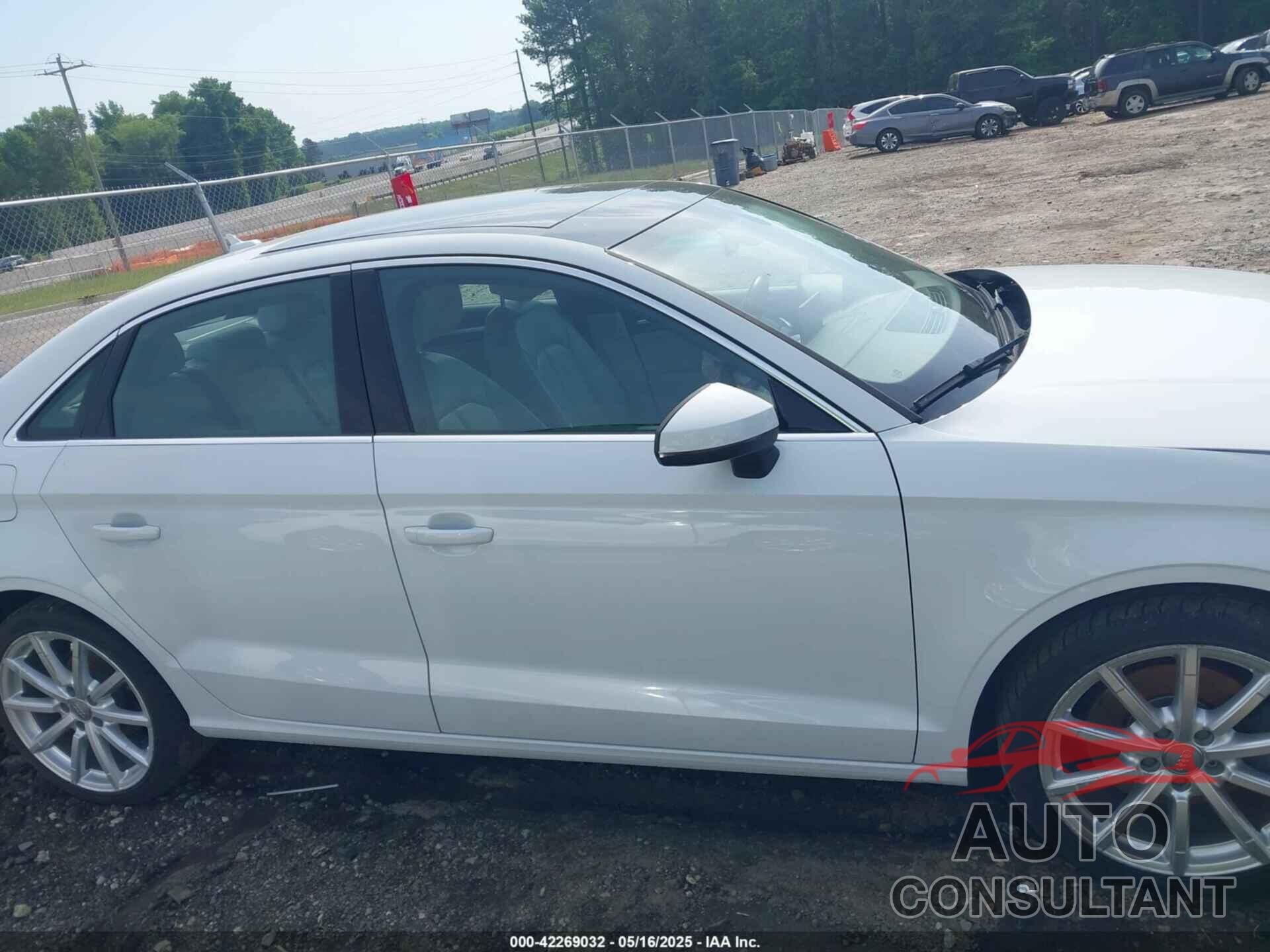 AUDI A3 2016 - WAUE8GFF1G1025221