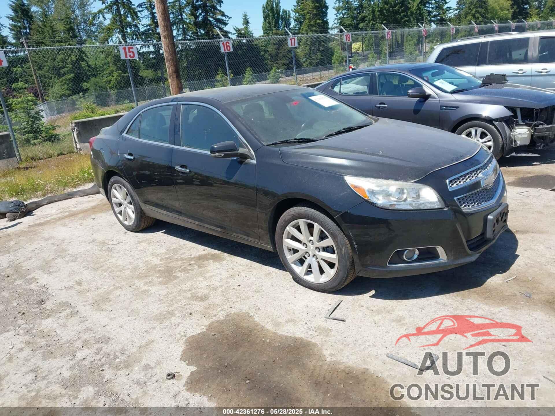CHEVROLET MALIBU 2013 - 1G11H5SA1DU125645