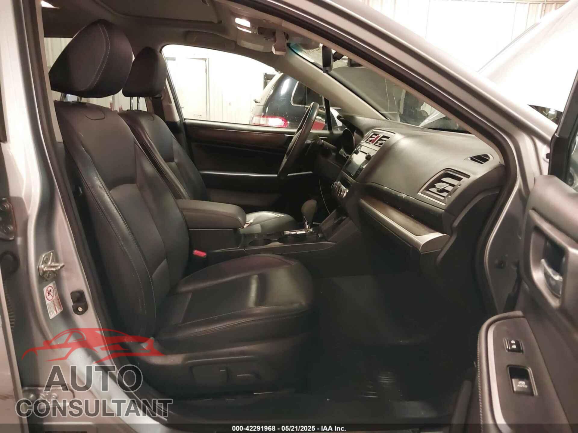 SUBARU OUTBACK 2017 - 4S4BSANC7H3330896