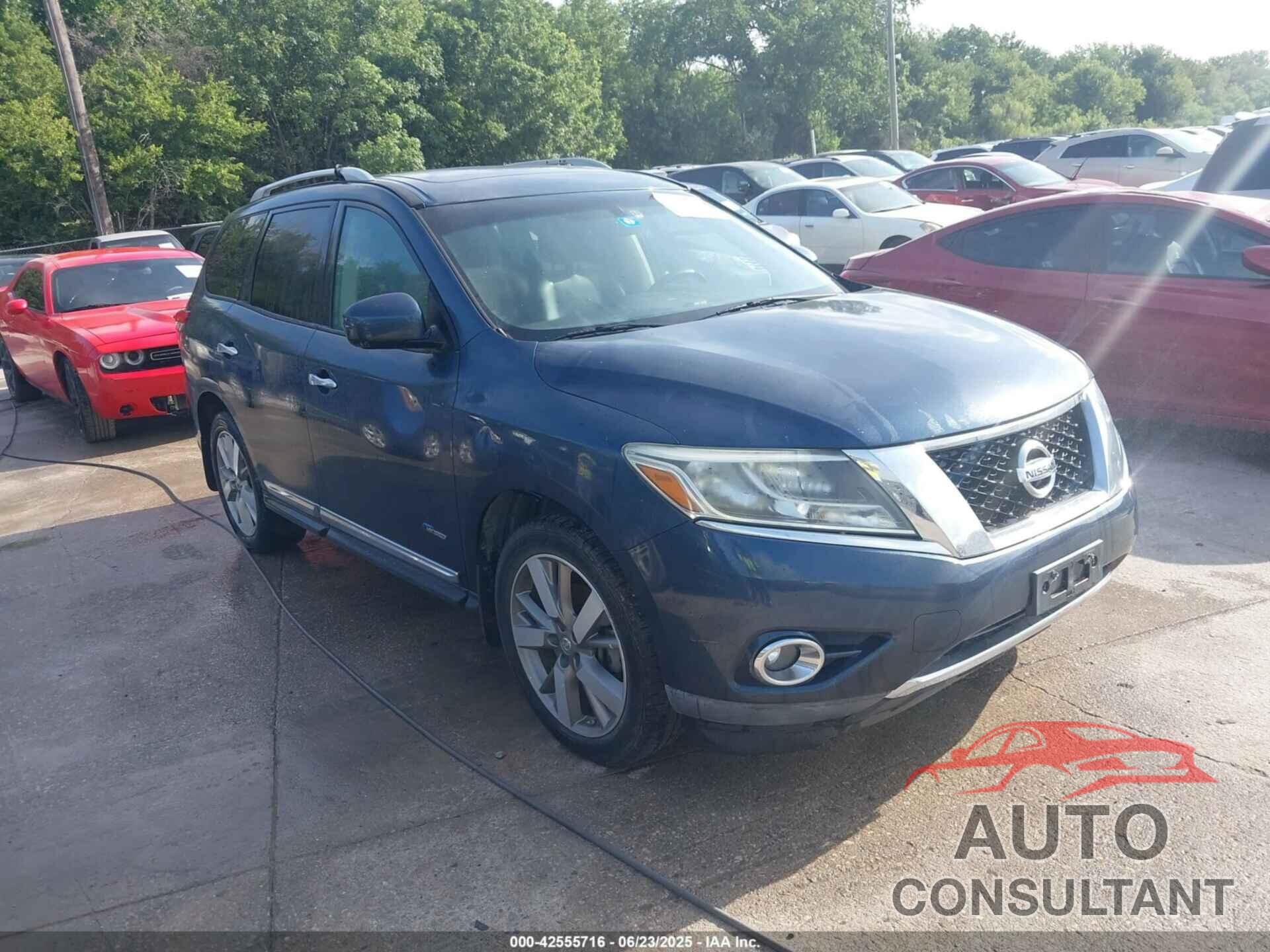 NISSAN PATHFINDER HYBRID 2014 - 5N1CR2MN1EC662479