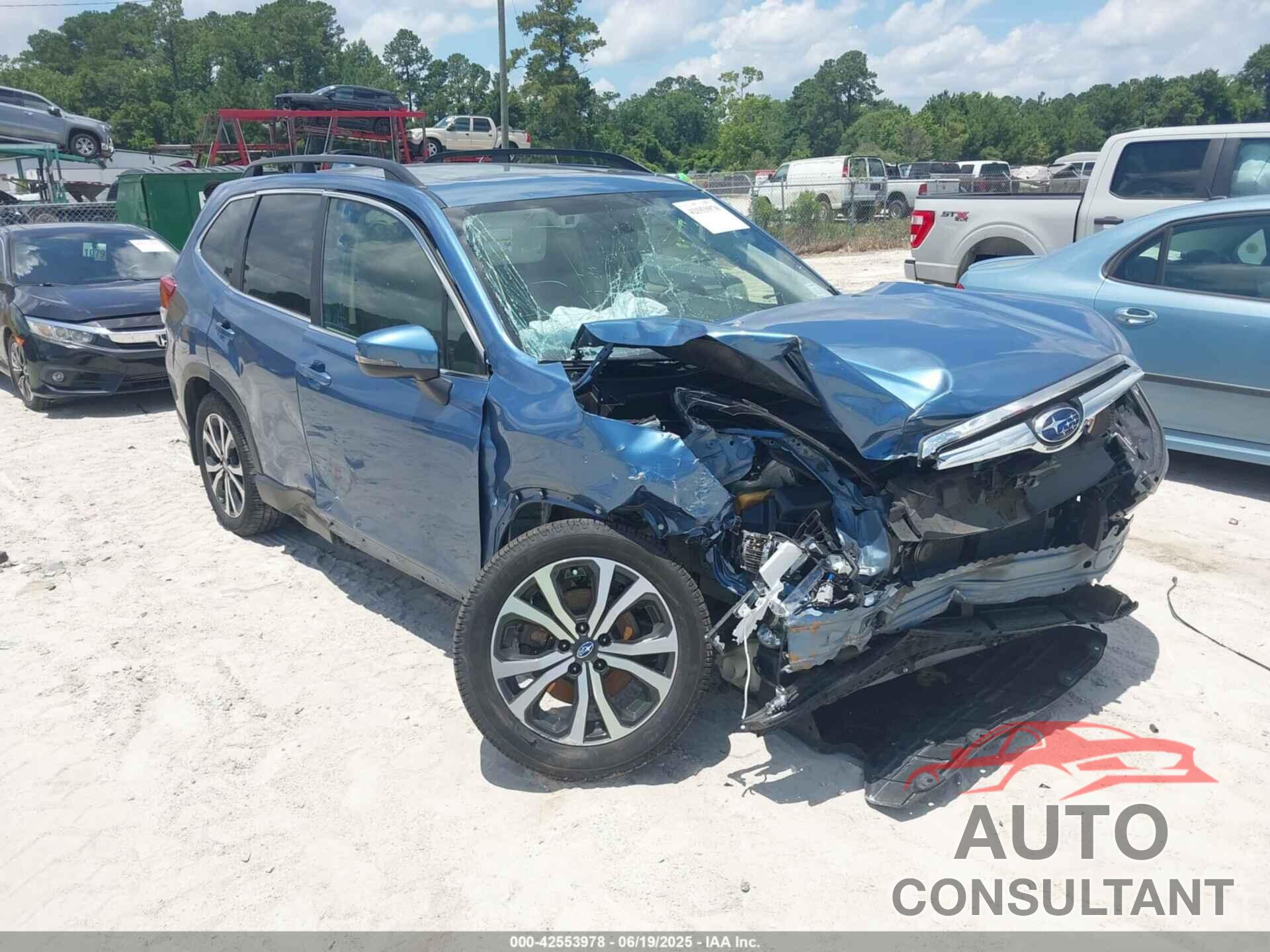 SUBARU FORESTER 2019 - JF2SKAUC3KH456948