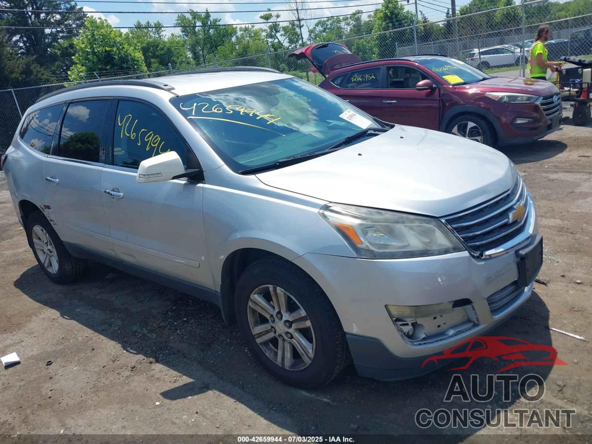 CHEVROLET TRAVERSE 2014 - 1GNKRGKDXEJ197341
