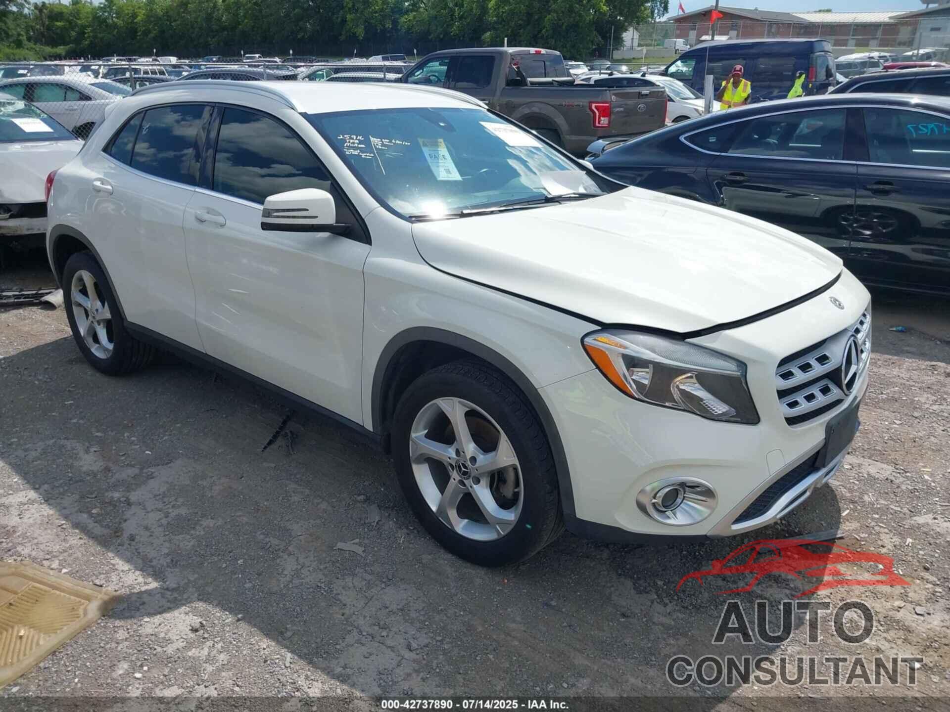 MERCEDES-BENZ GLA 250 2018 - WDCTG4EB4JJ457121