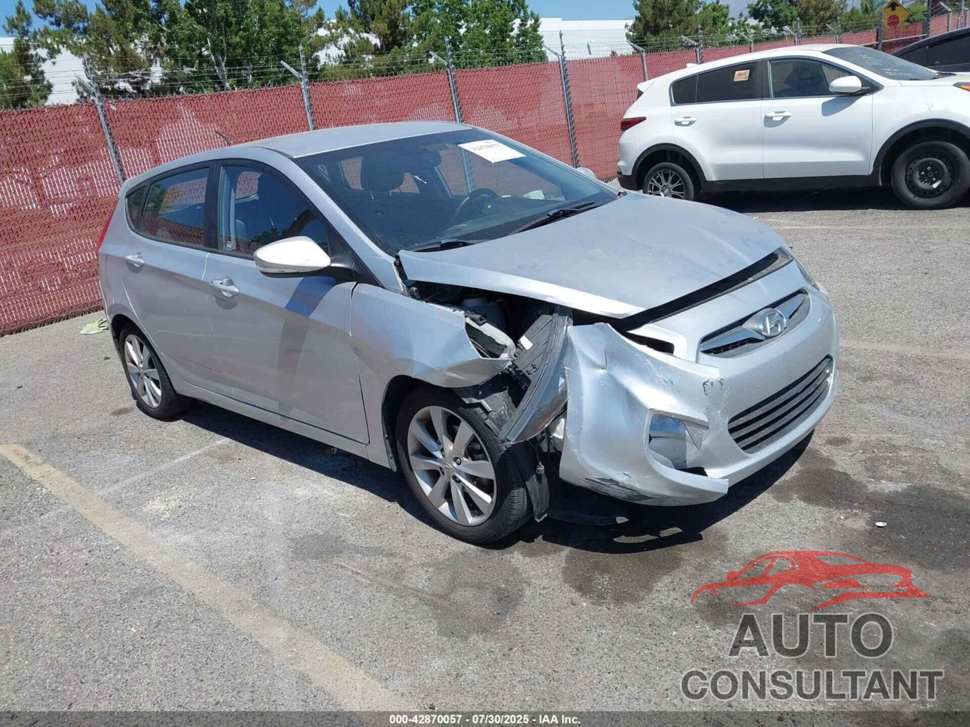 HYUNDAI ACCENT 2013 - KMHCU5AE0DU077521