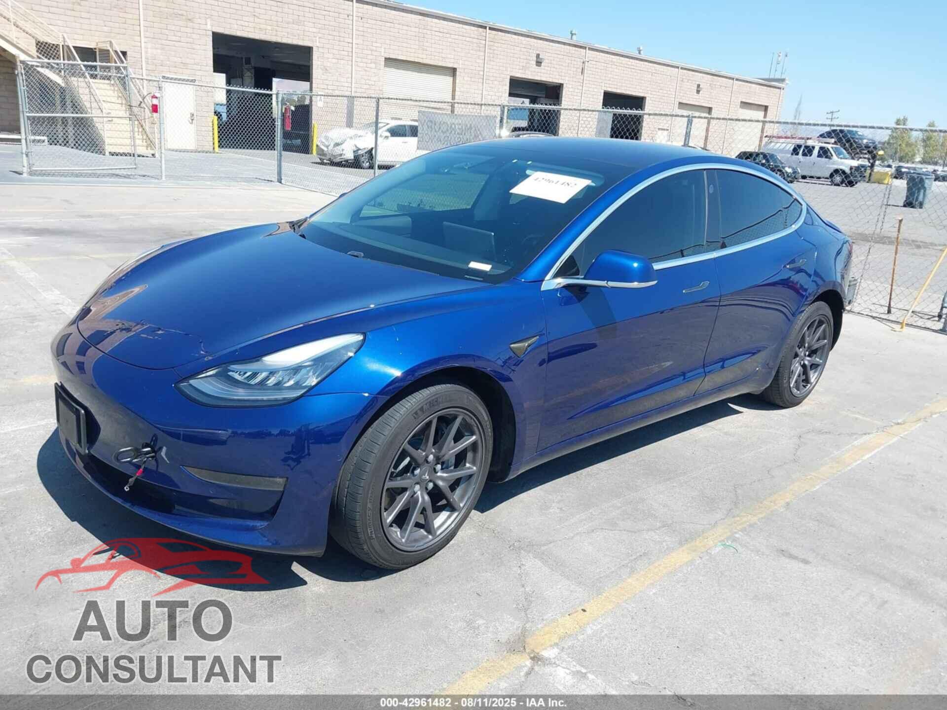 TESLA MODEL 3 2018 - 5YJ3E1EB4JF131076