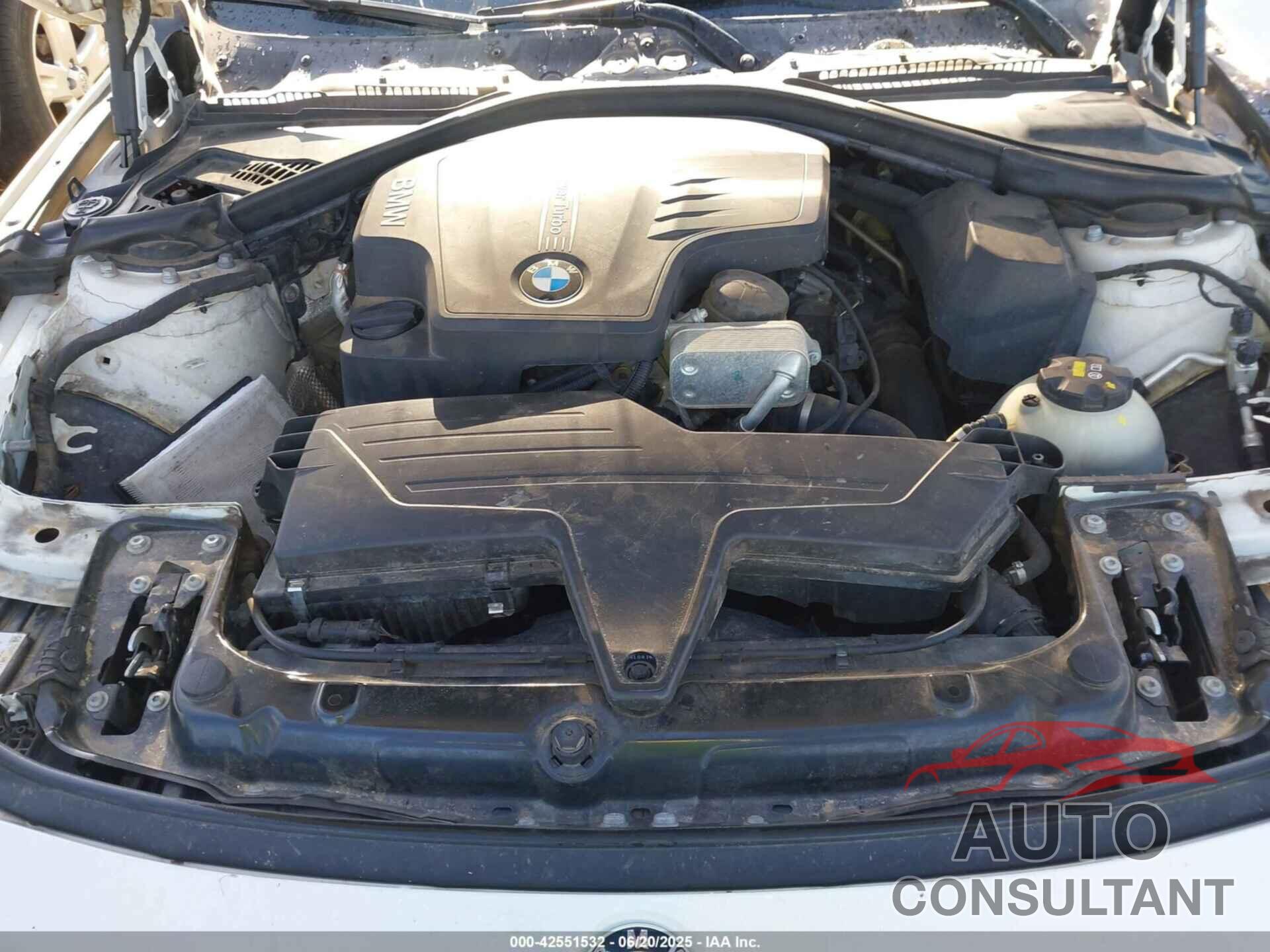 BMW 328I 2016 - WBA8E3G50GNT77882