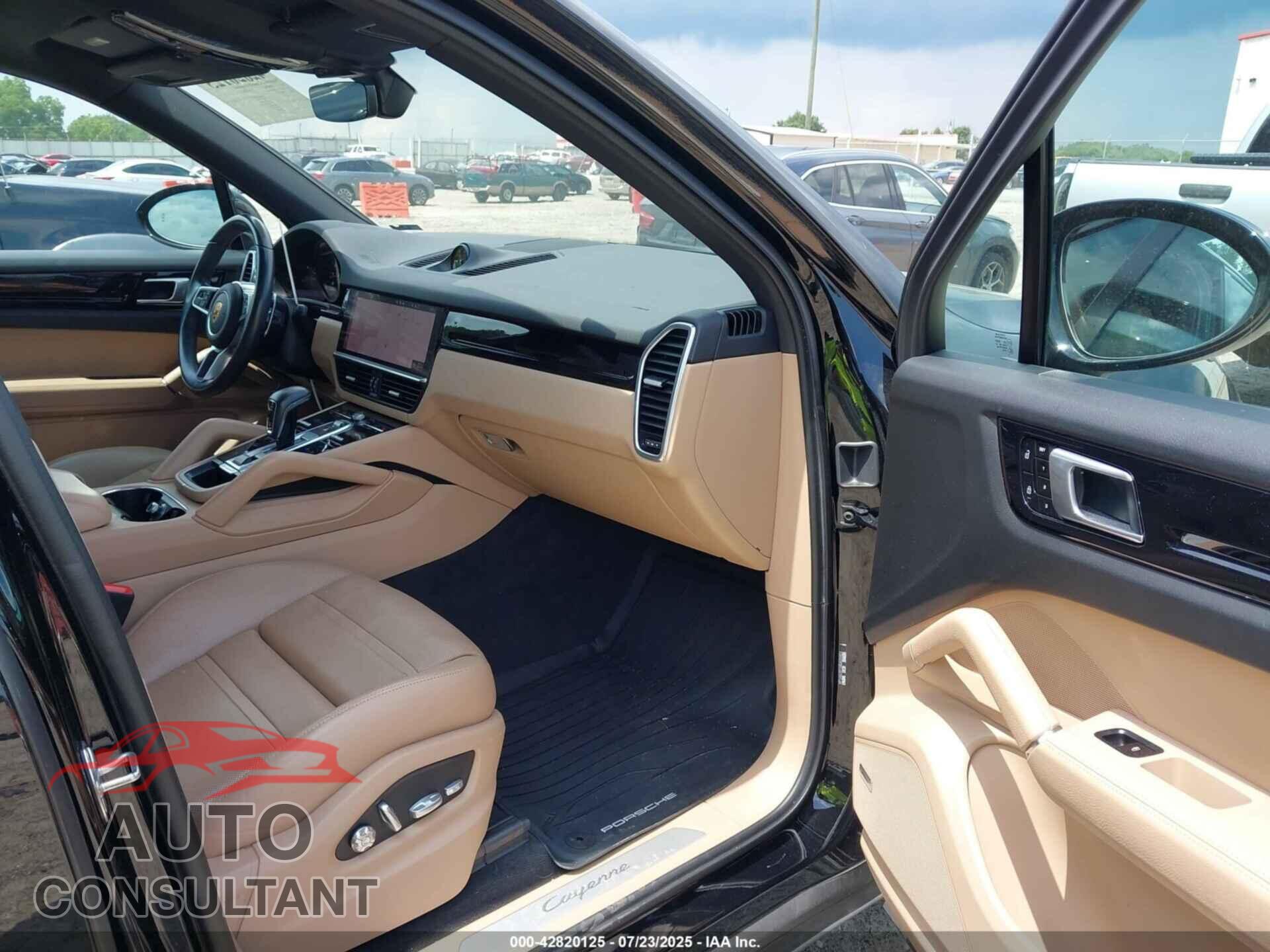 PORSCHE CAYENNE 2021 - WP1AA2AY1MDA05903