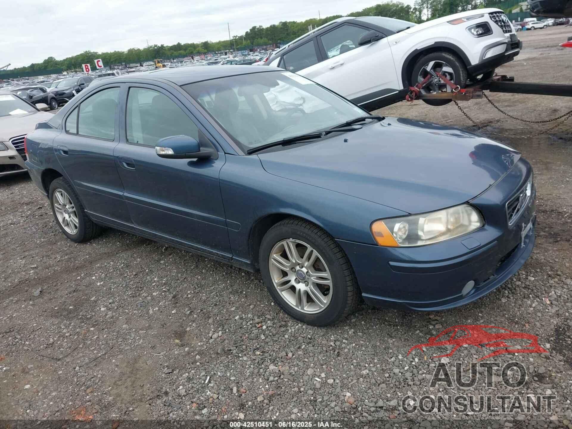 VOLVO S60 2009 - YV1RH592192727001