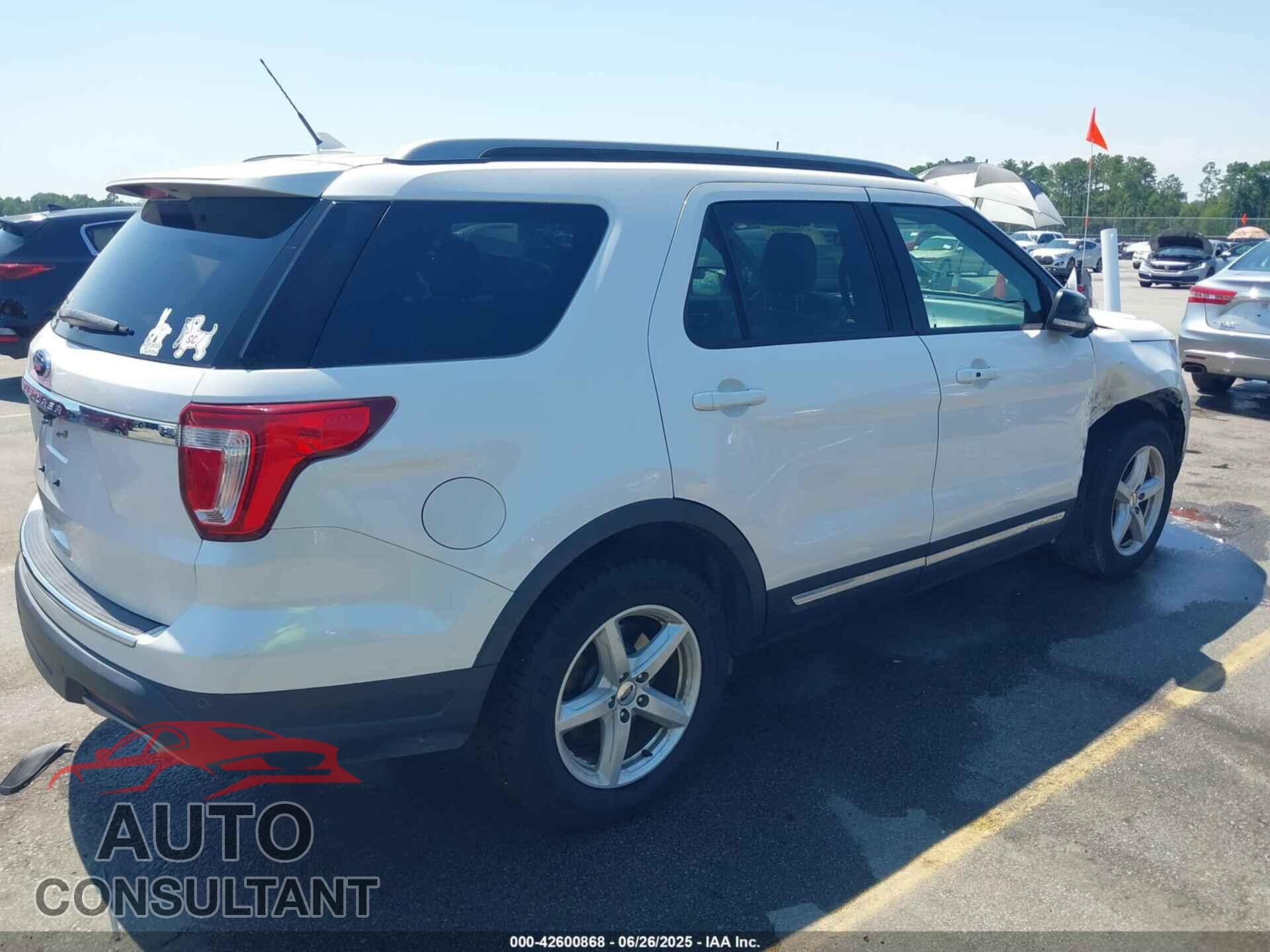 FORD EXPLORER 2018 - 1FM5K7D85JGB03413