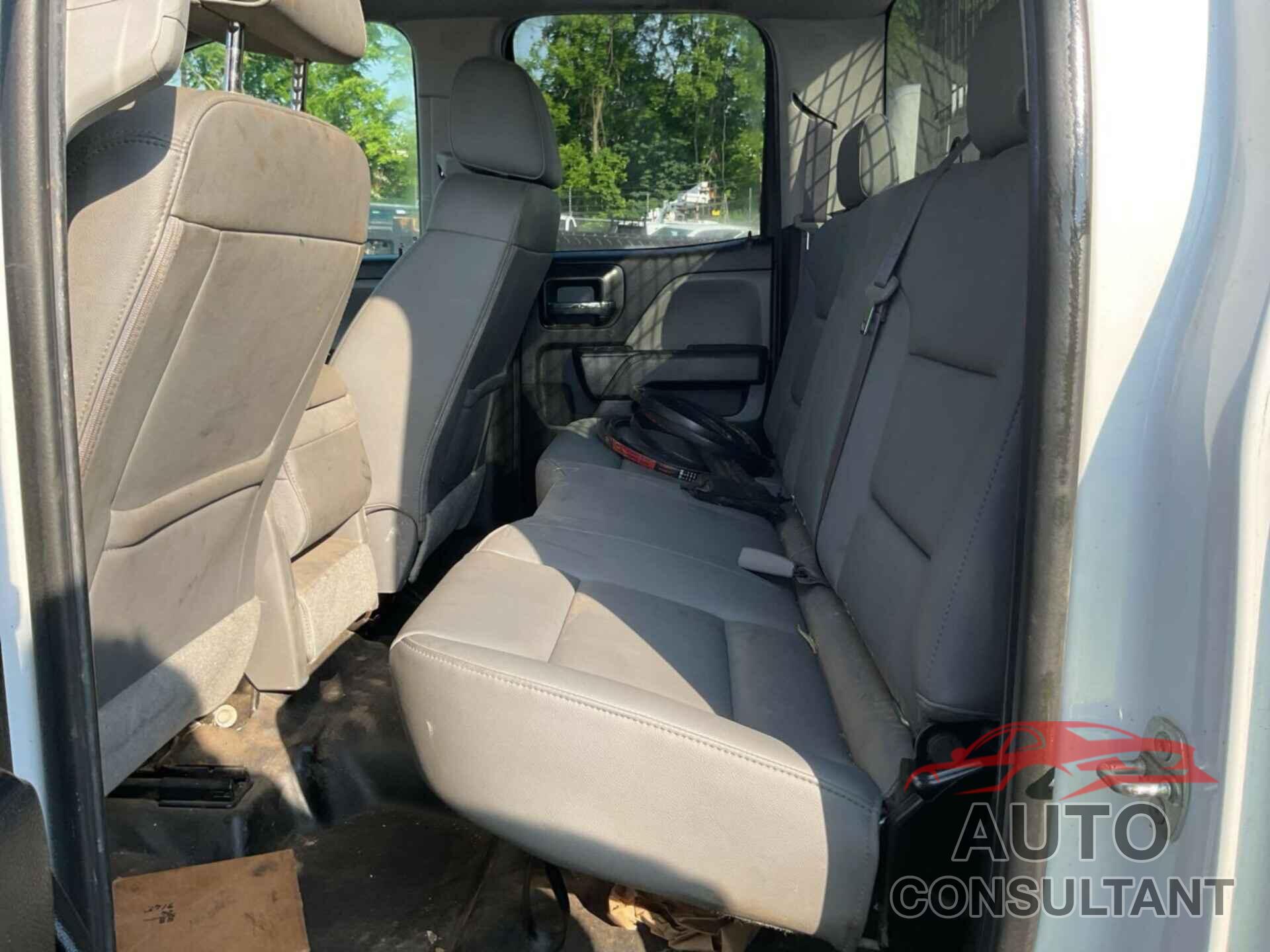 CHEVROLET SILVERADO 2500HD 2017 - 1GC2KUEG6HZ303839