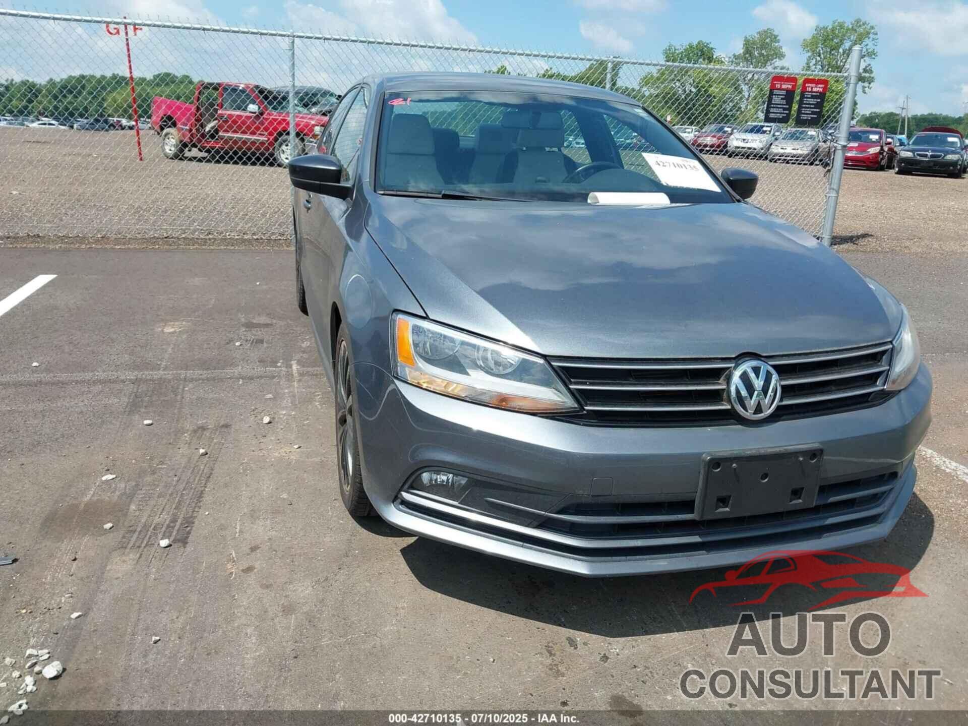 VOLKSWAGEN JETTA 2016 - 3VWD17AJ4GM326712