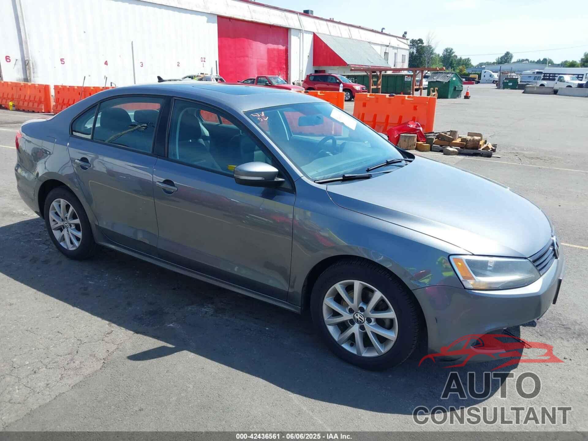 VOLKSWAGEN JETTA 2012 - 3VWDX7AJ0CM354869