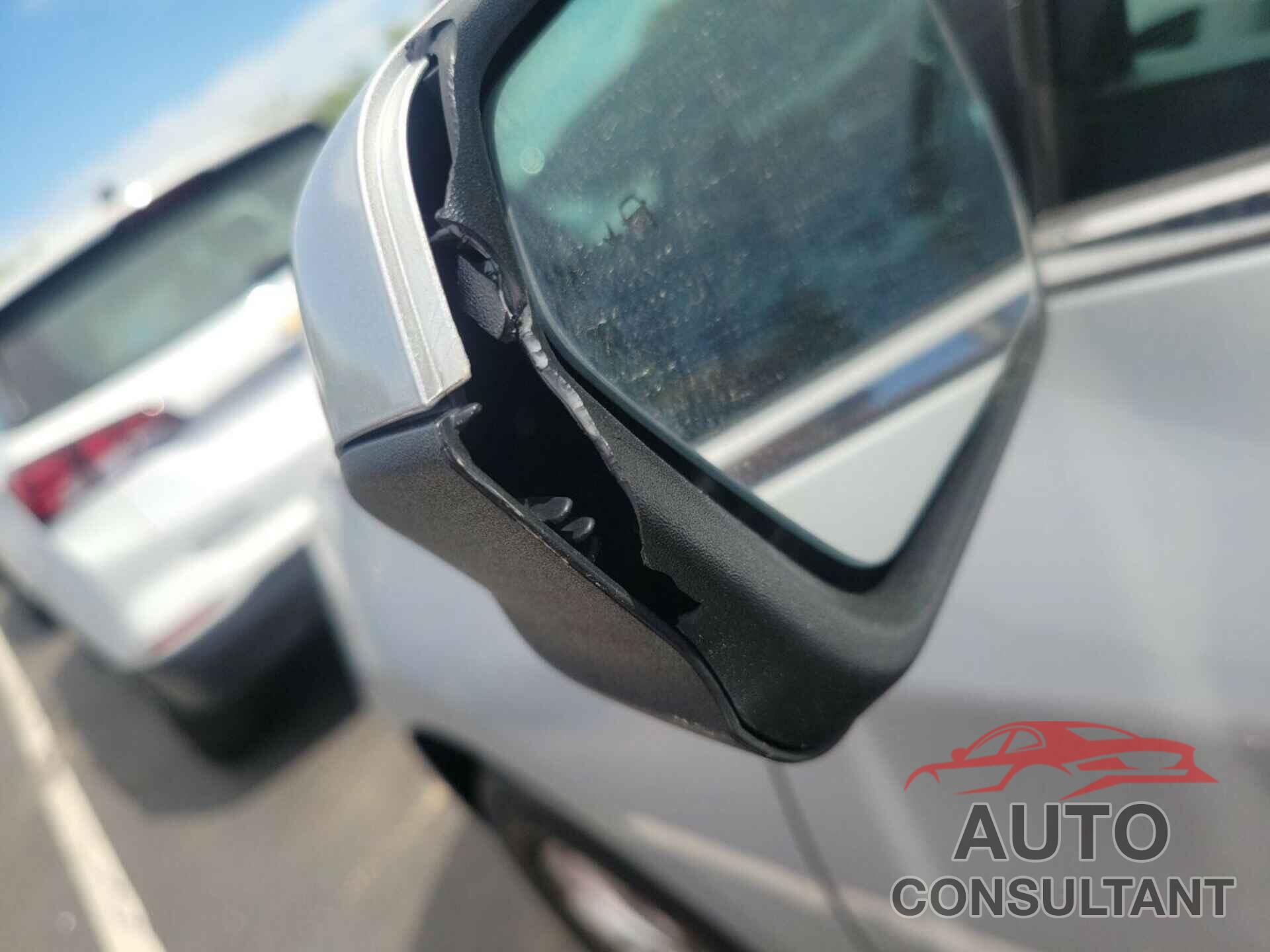 CHEVROLET EQUINOX 2021 - 3GNAXJEV8ML393708