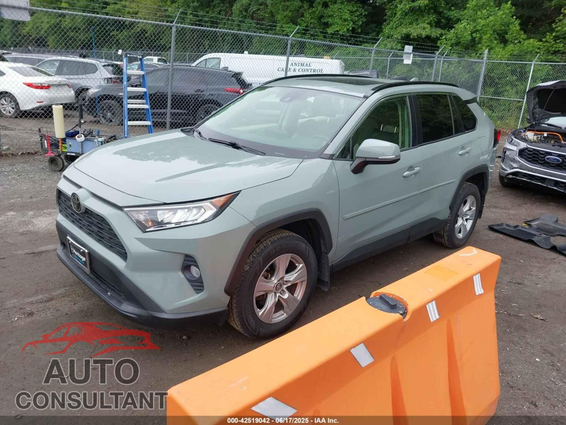 TOYOTA RAV4 2019 - JTMP1RFVXKD003826