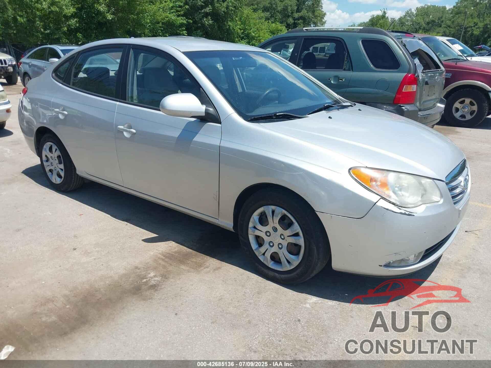 HYUNDAI ELANTRA 2010 - KMHDU4AD0AU923731