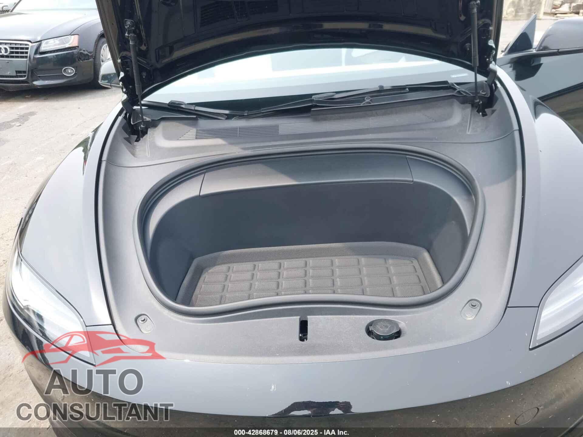 TESLA MODEL 3 2024 - 5YJ3E1EB4RF806601