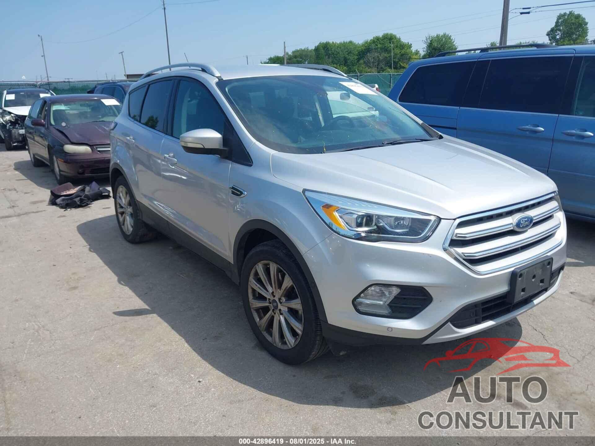 FORD ESCAPE 2018 - 1FMCU0J99JUC85530