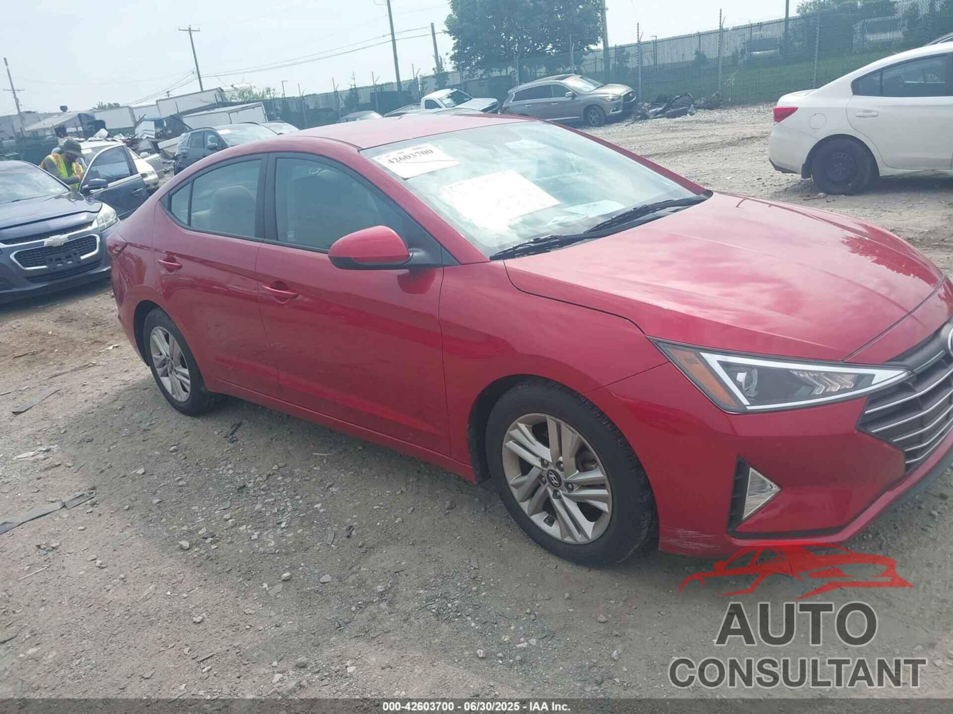 HYUNDAI ELANTRA 2019 - 5NPD84LF6KH416786