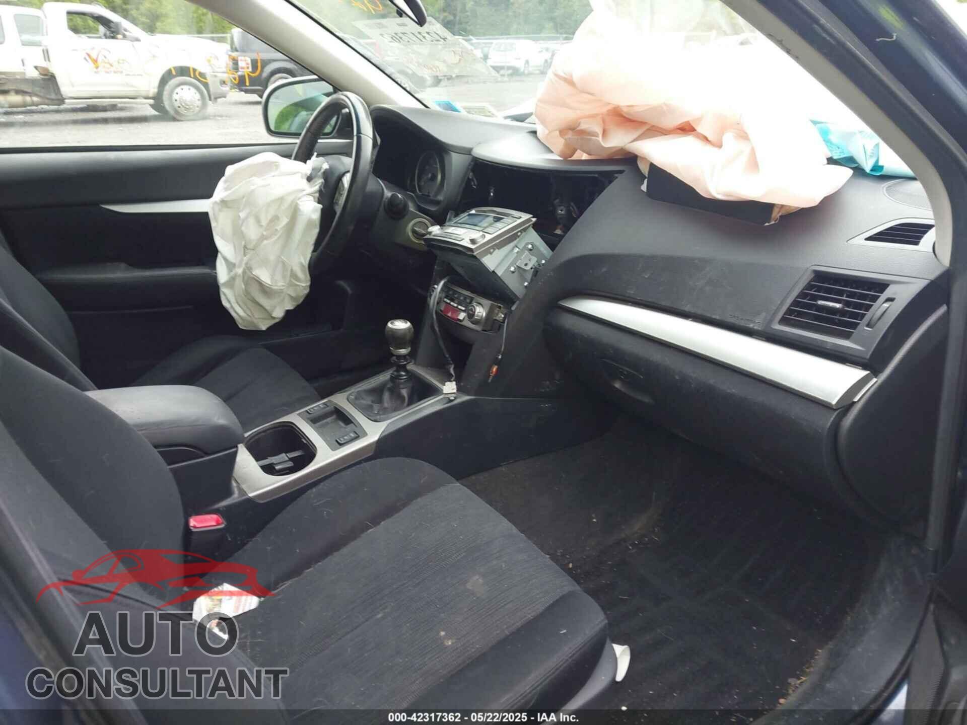 SUBARU OUTBACK 2013 - 4S4BRBCC2D1225001