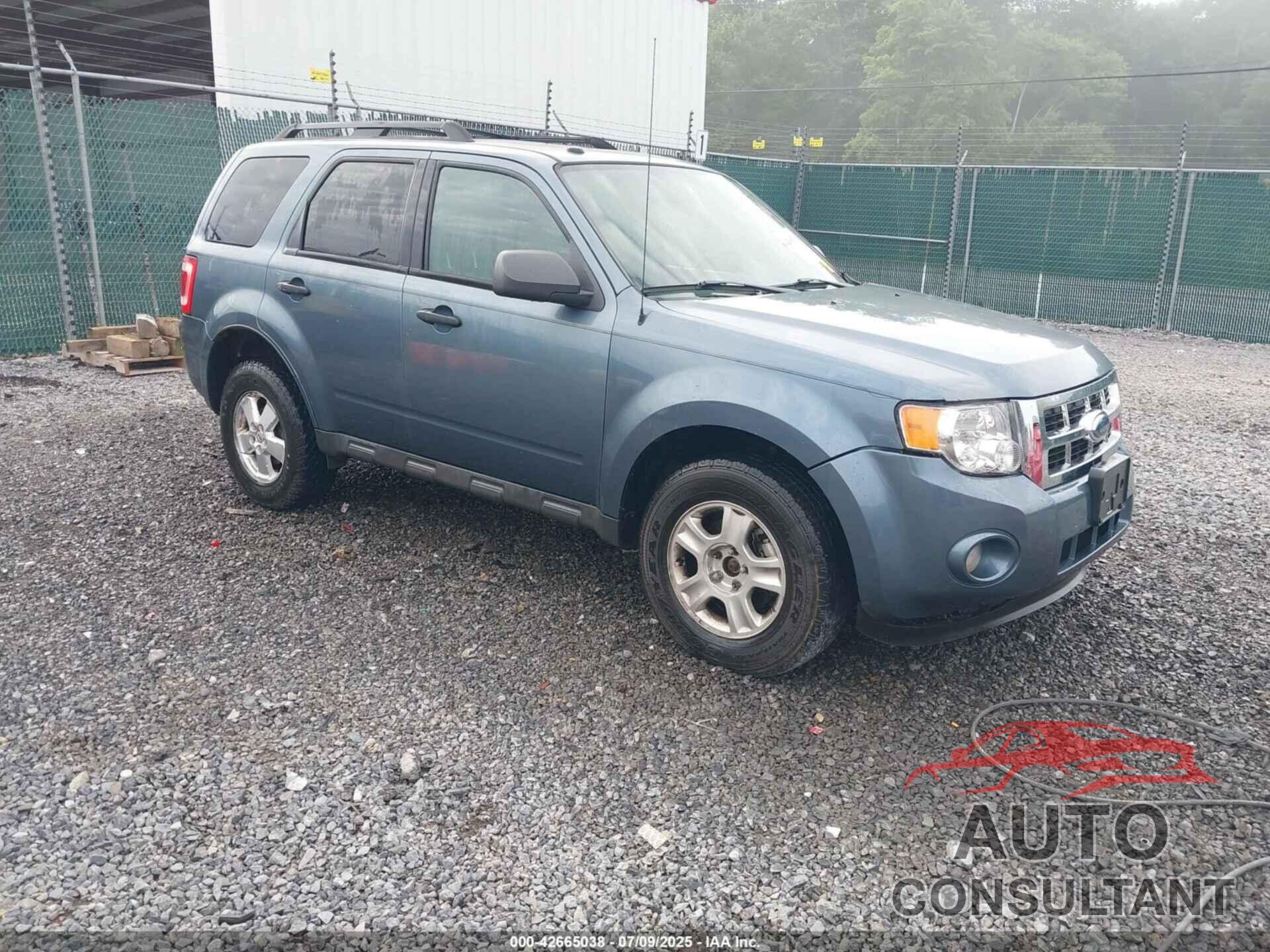 FORD ESCAPE 2010 - 1FMCU9DG0AKD30073