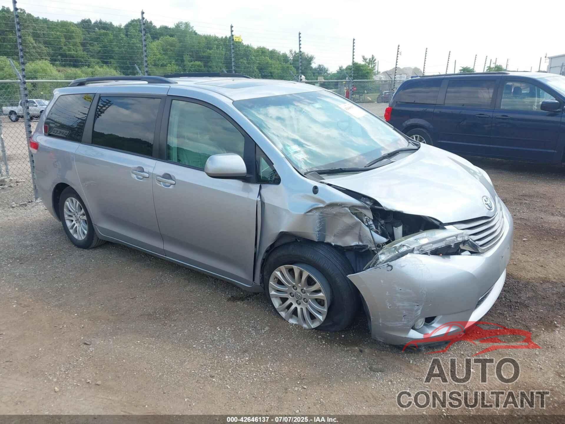 TOYOTA SIENNA 2012 - 5TDYK3DC4CS181110