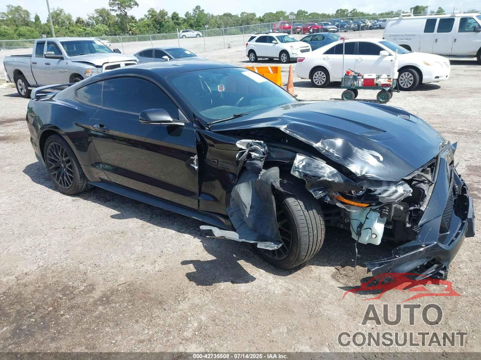 FORD MUSTANG 2020 - 1FA6P8CF3L5124264