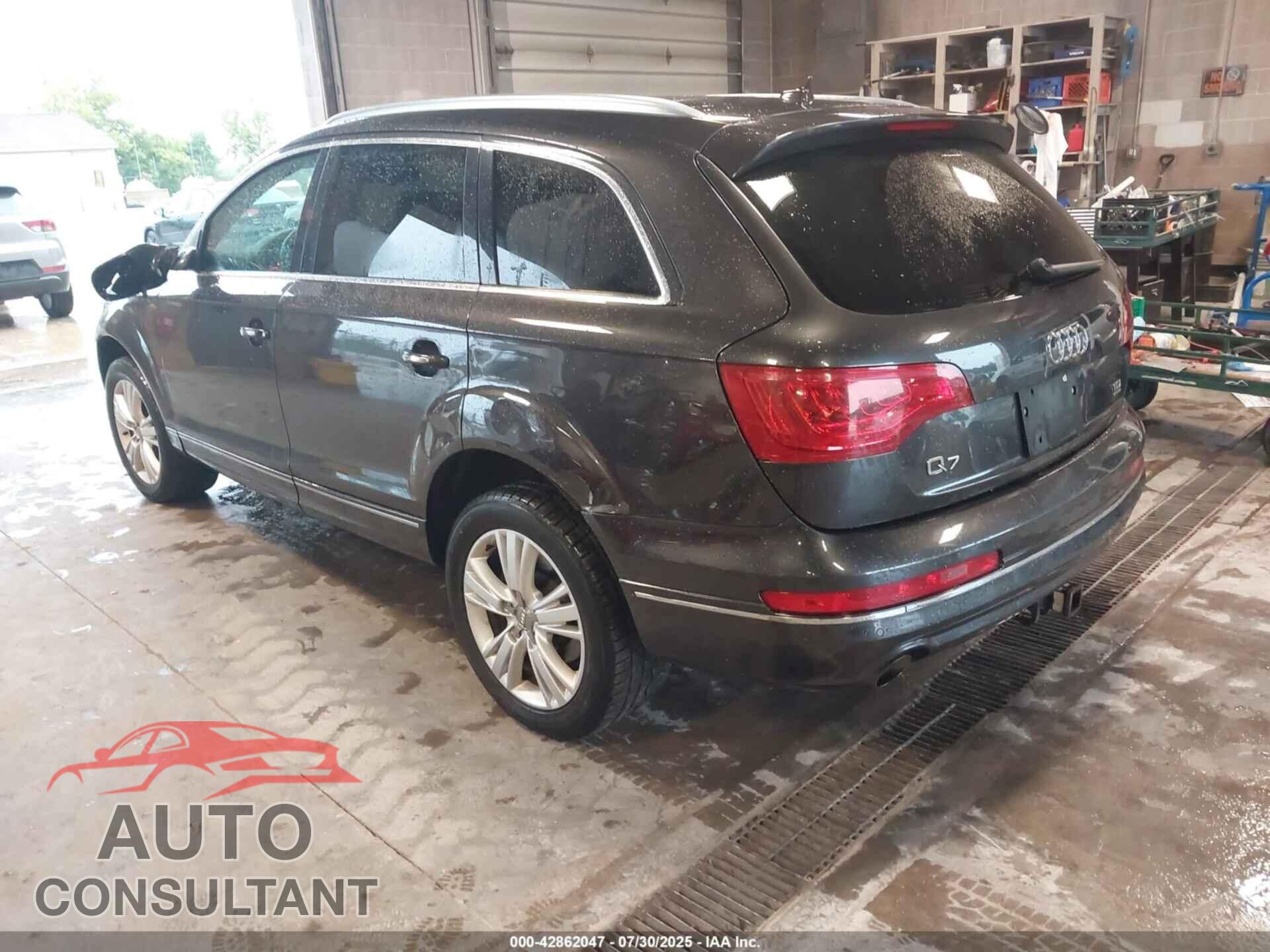 AUDI Q7 2011 - WA1LMBFE1BD007495