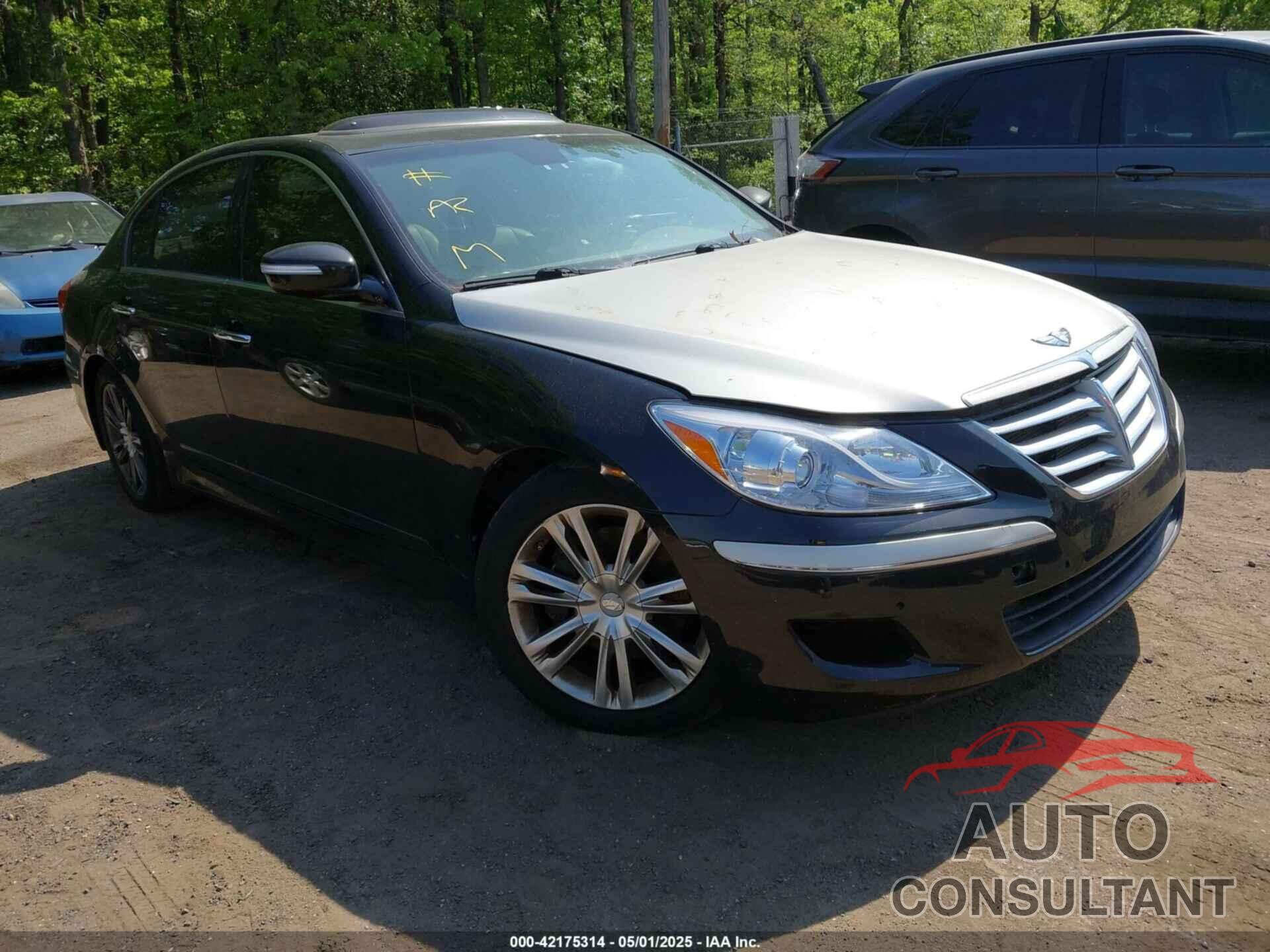 HYUNDAI GENESIS 2013 - KMHGC4DD6DU251108
