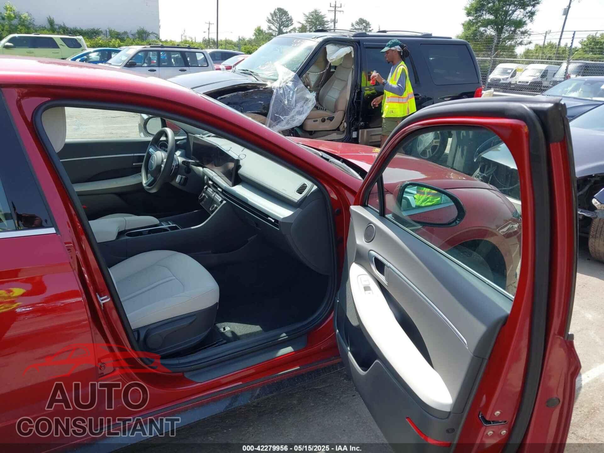HYUNDAI SONATA 2025 - KMHL64JA6SA451663