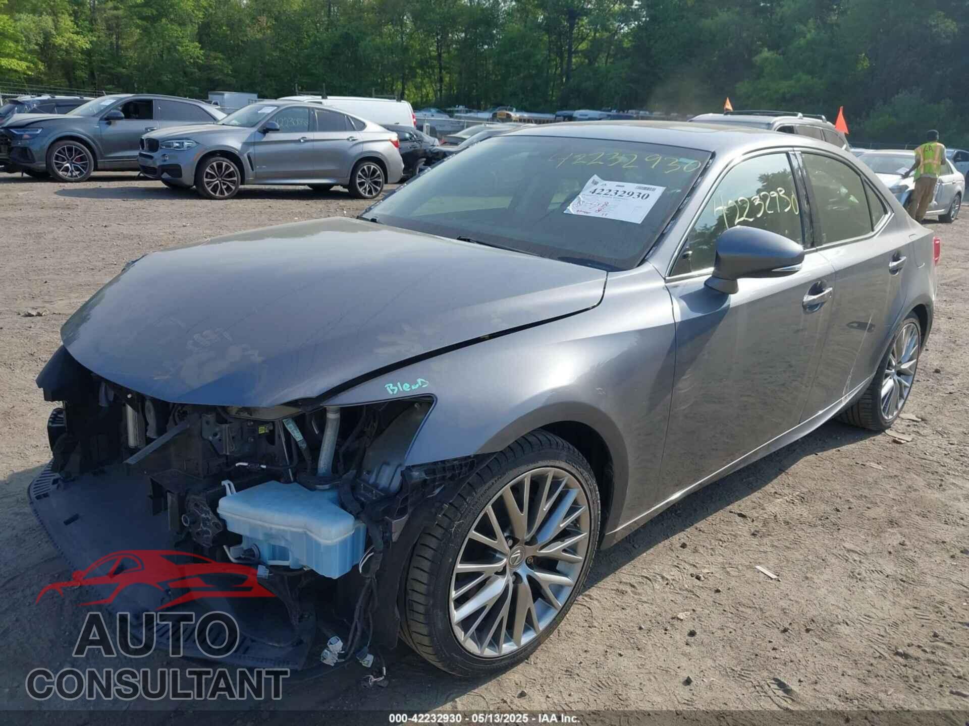 LEXUS IS 250 2014 - JTHCF1D23E5015100