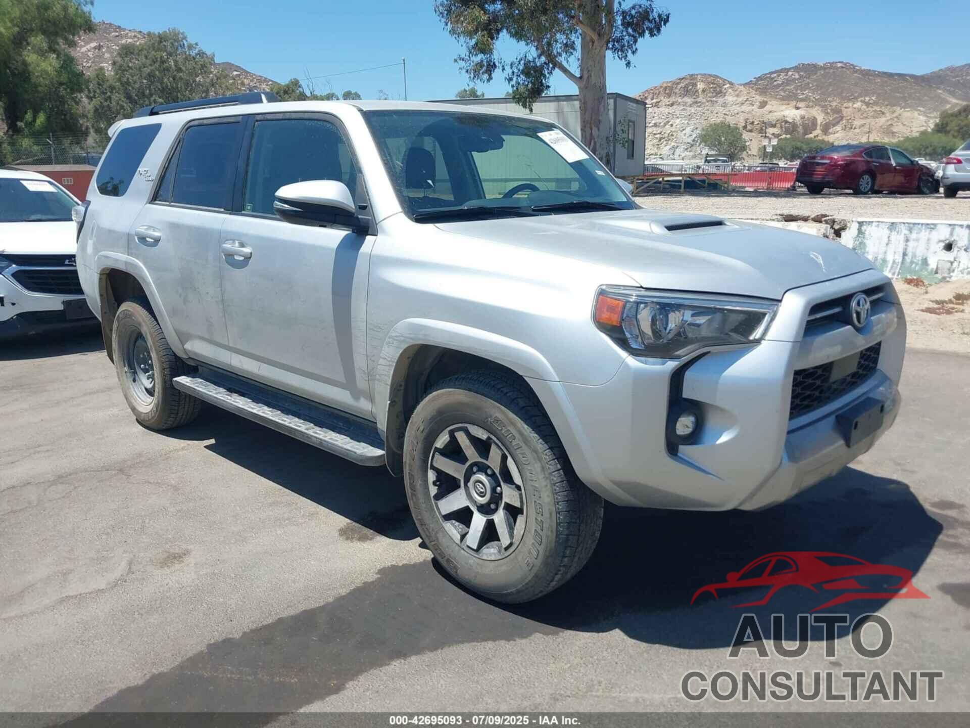 TOYOTA 4RUNNER 2023 - JTERU5JR0P6135357