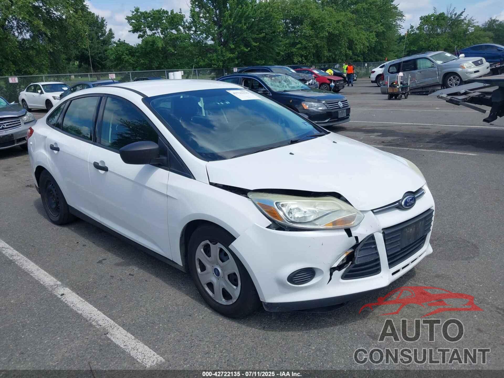 FORD FOCUS 2014 - 1FADP3E24EL112871