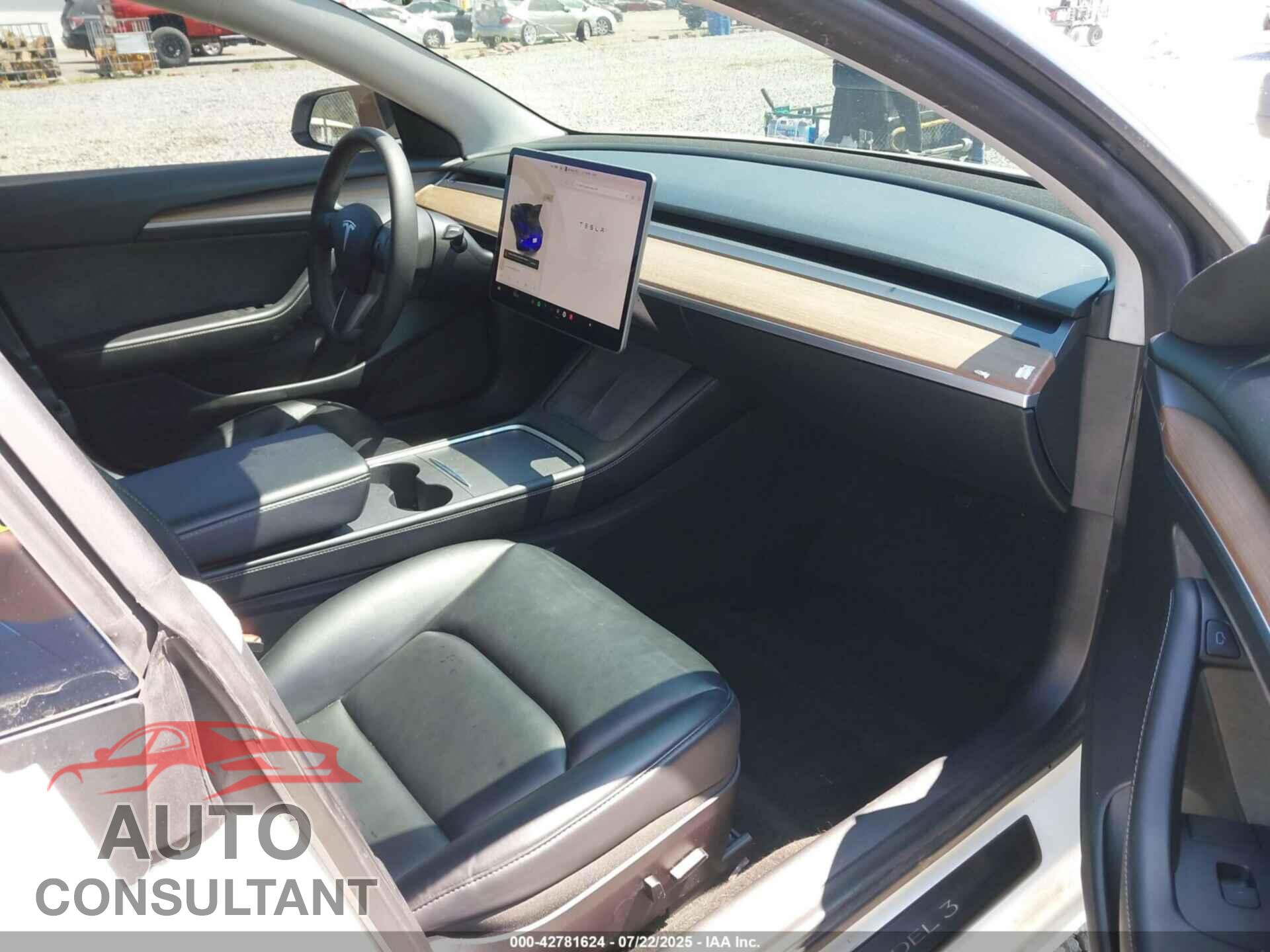 TESLA MODEL 3 2021 - 5YJ3E1EA0MF992539