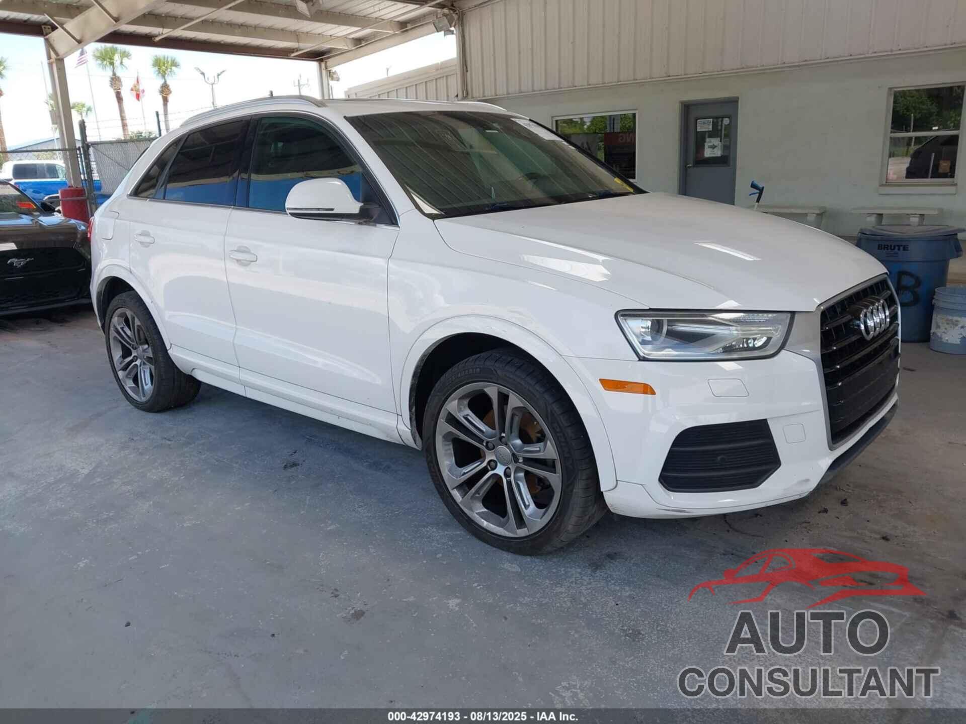 AUDI Q3 2016 - WA1BFCFS3GR003931