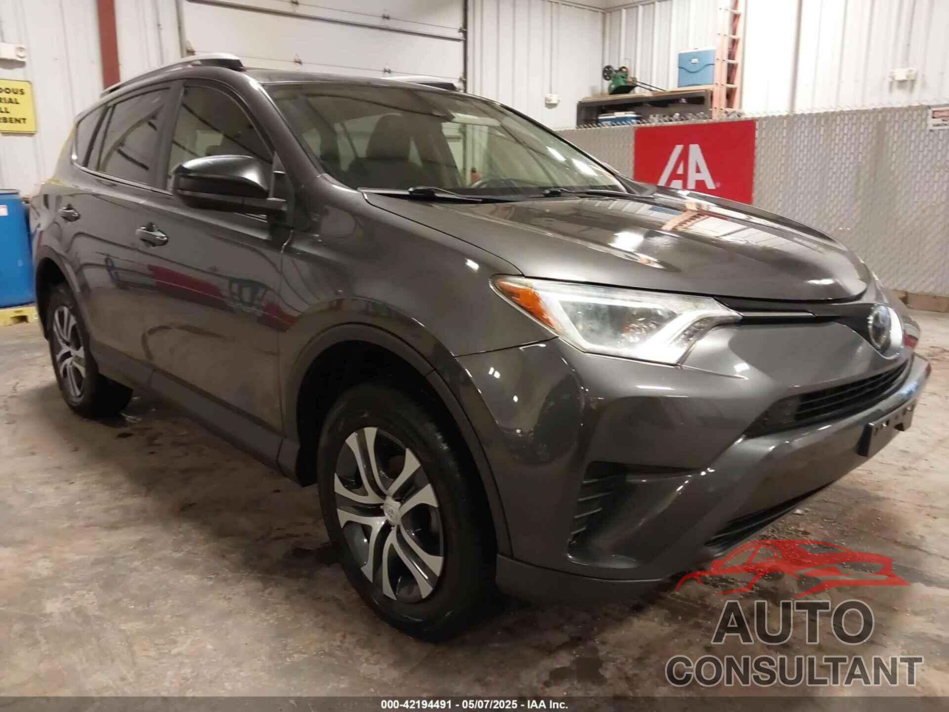 TOYOTA RAV4 2018 - JTMBFREV2JJ246396