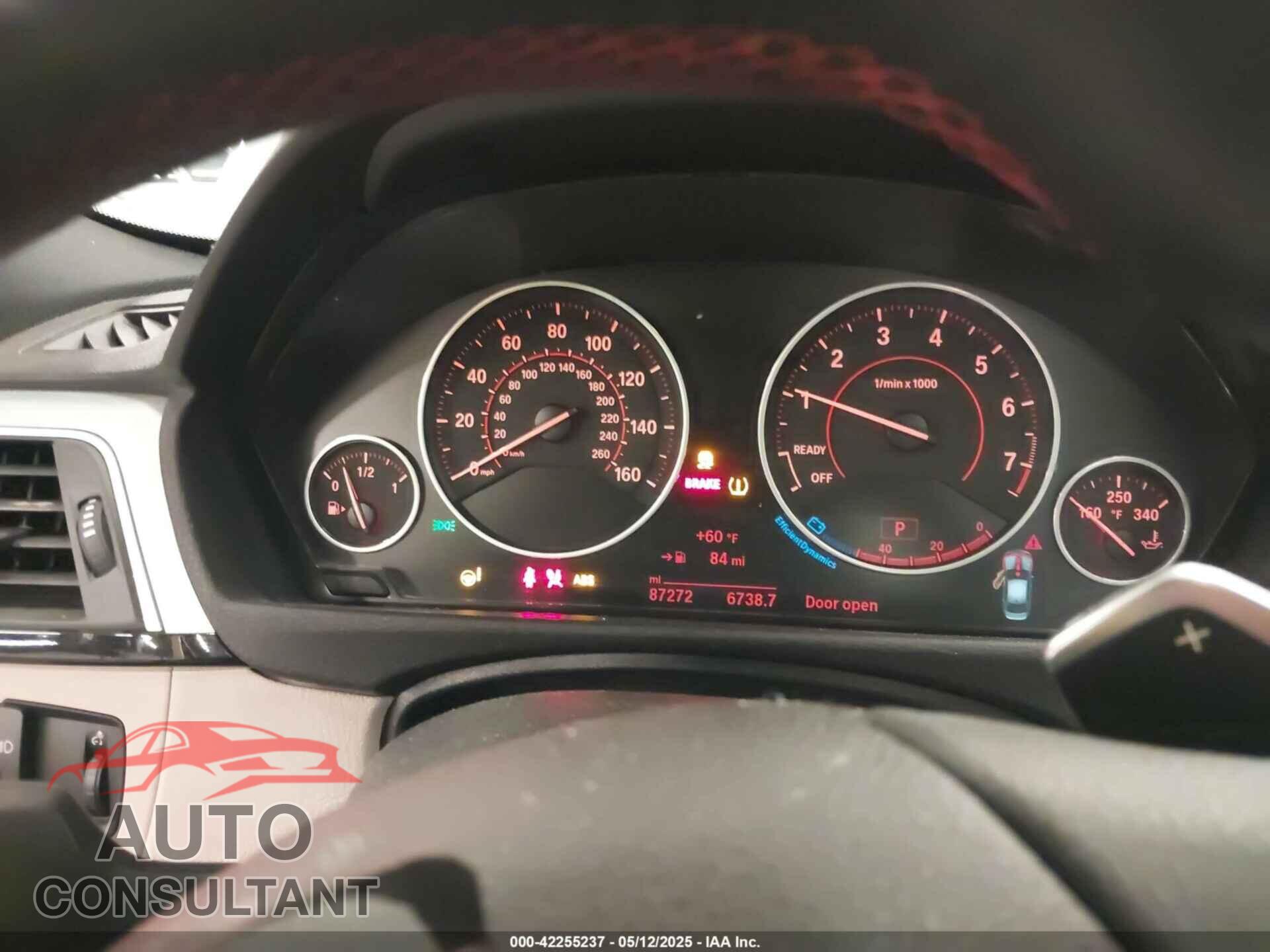 BMW 328I 2016 - WBA8E3G59GNU03637