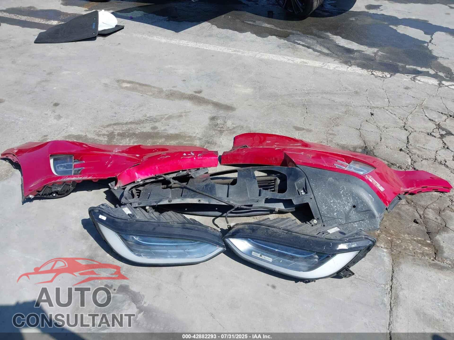 TESLA MODEL X 2018 - 5YJXCBE21JF118962