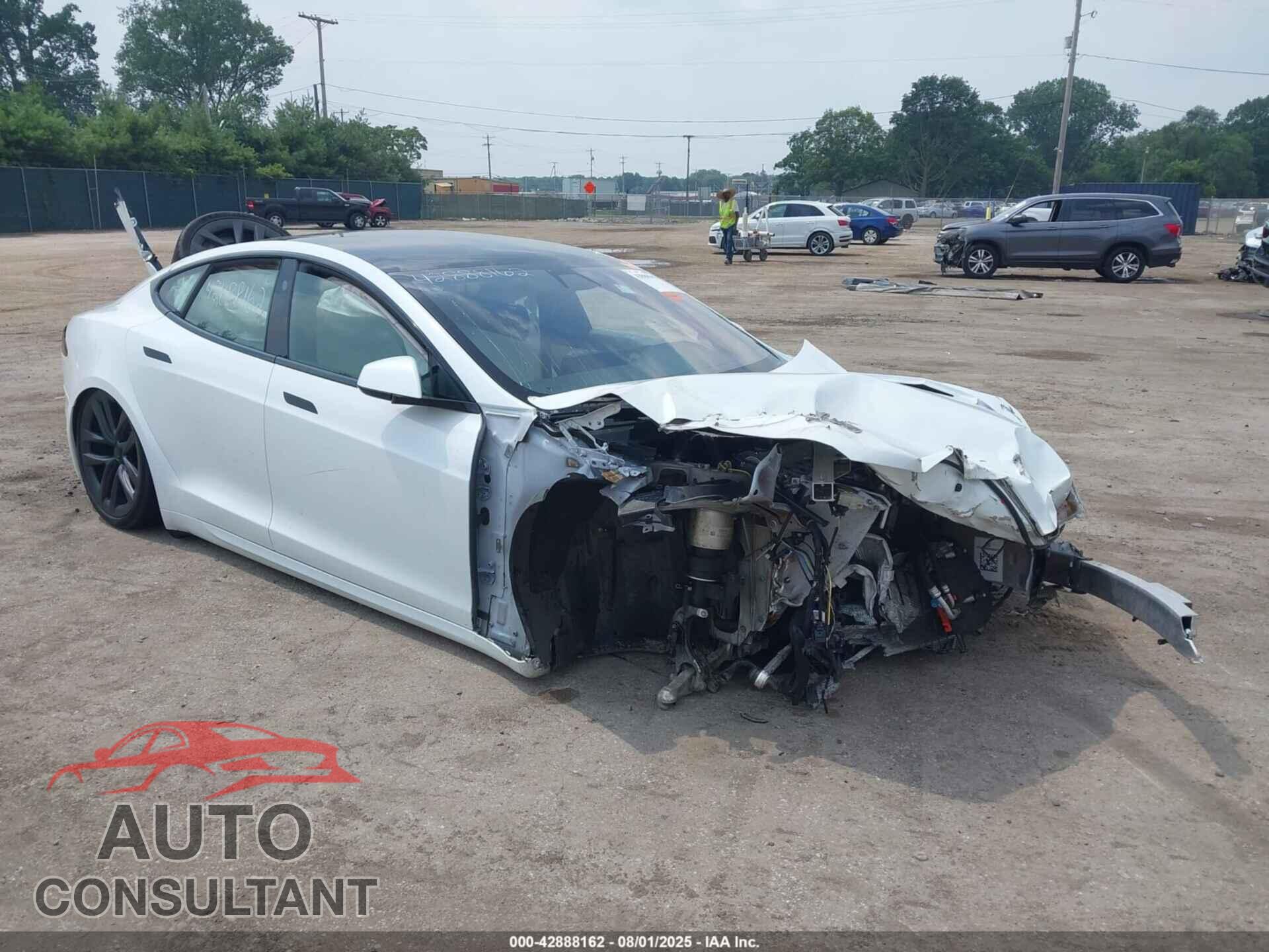 TESLA MODEL S 2022 - 5YJSA1E62NF474033