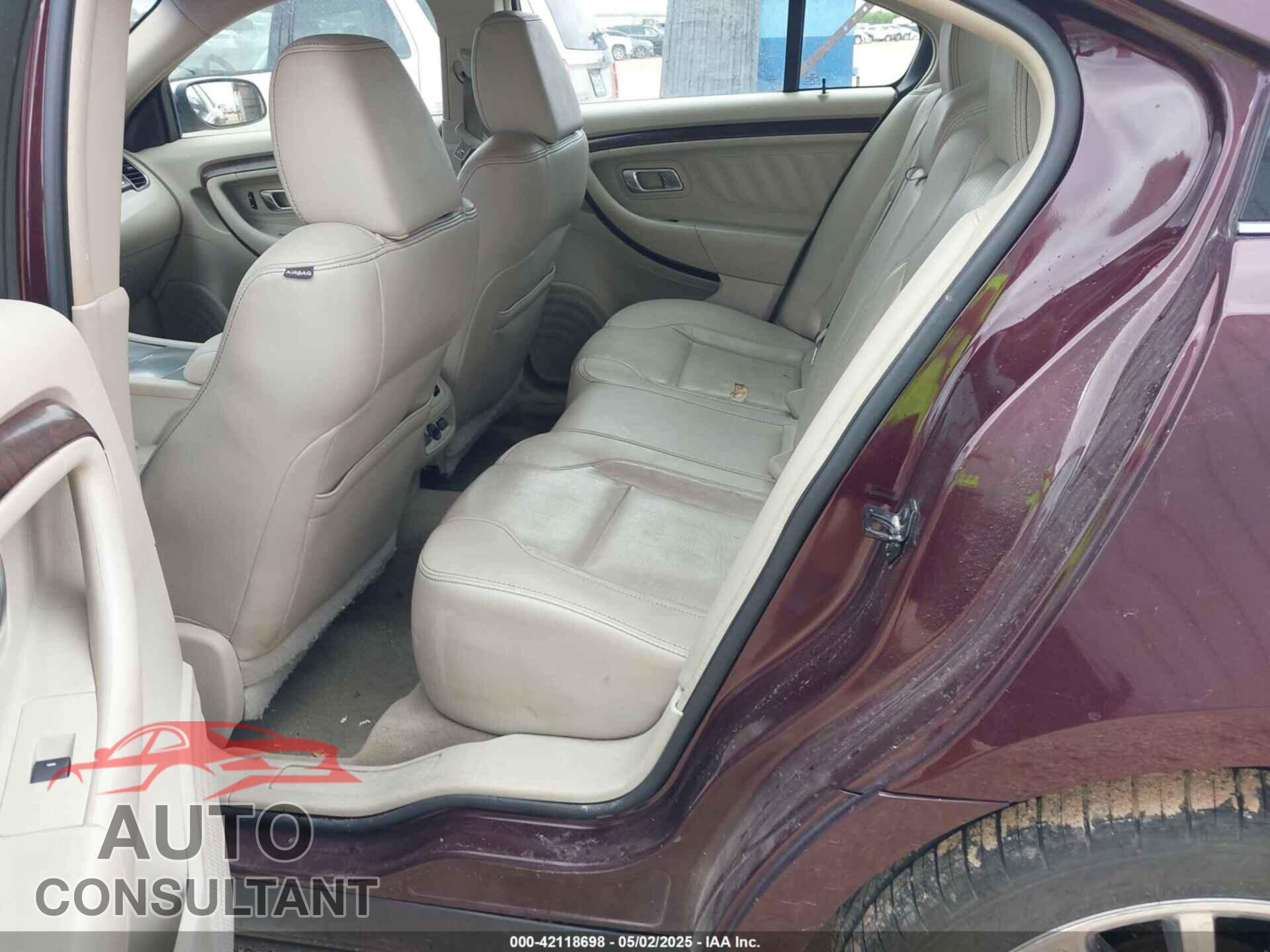 FORD TAURUS 2011 - 1FAHP2FW7BG178526