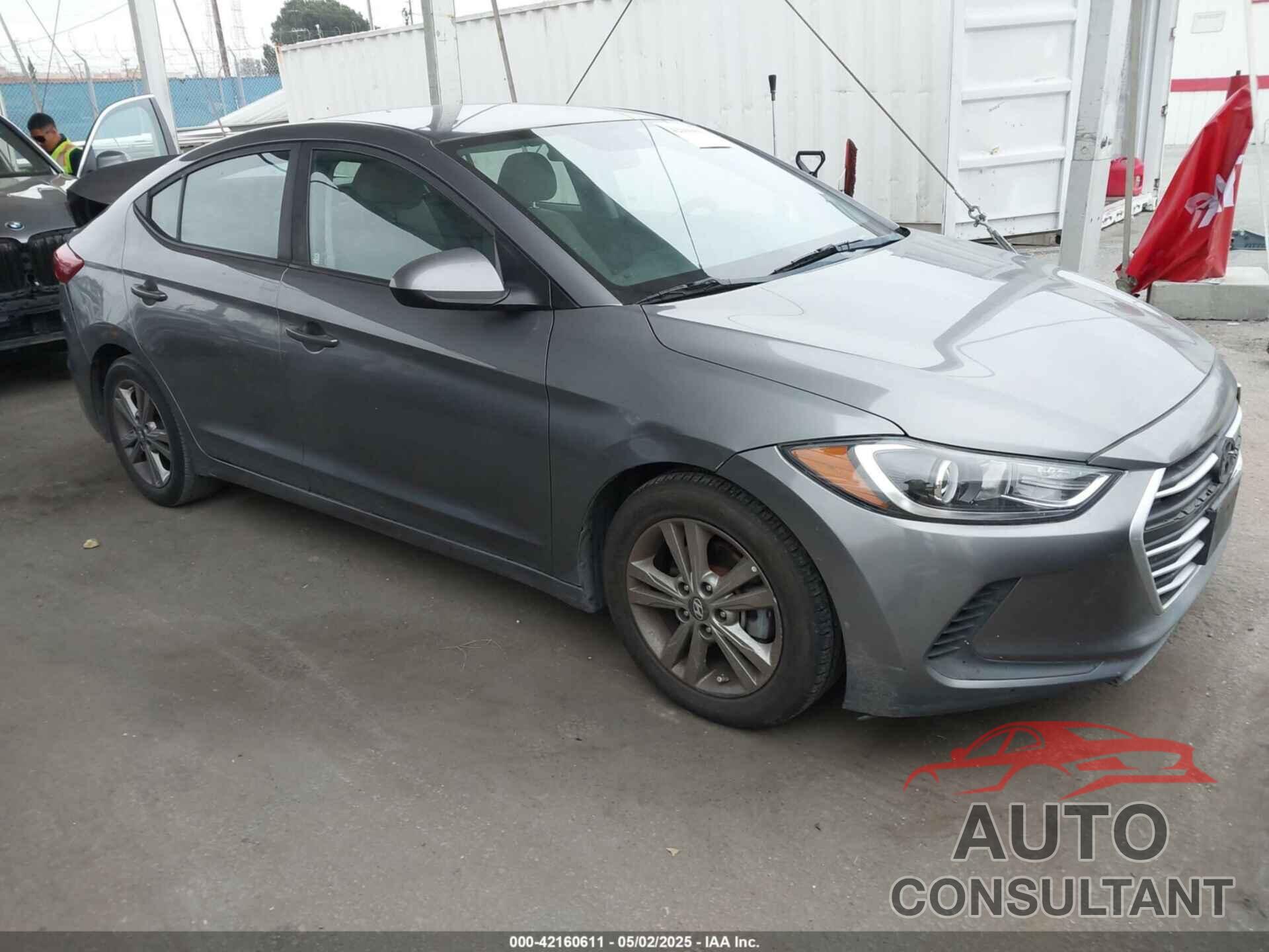 HYUNDAI ELANTRA 2018 - 5NPD84LF0JH310767