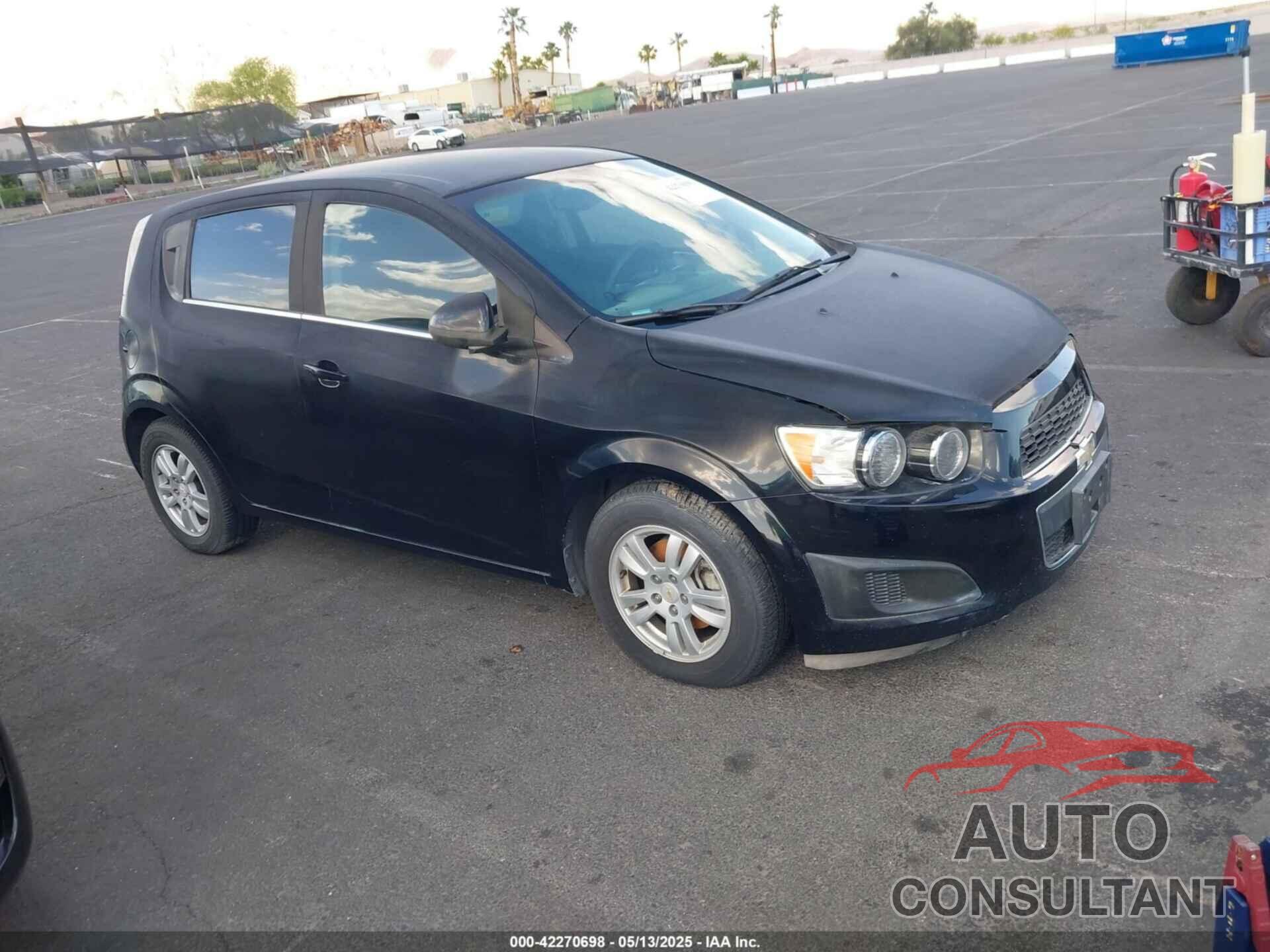 CHEVROLET SONIC 2012 - 1G1JC6SH1C4167782