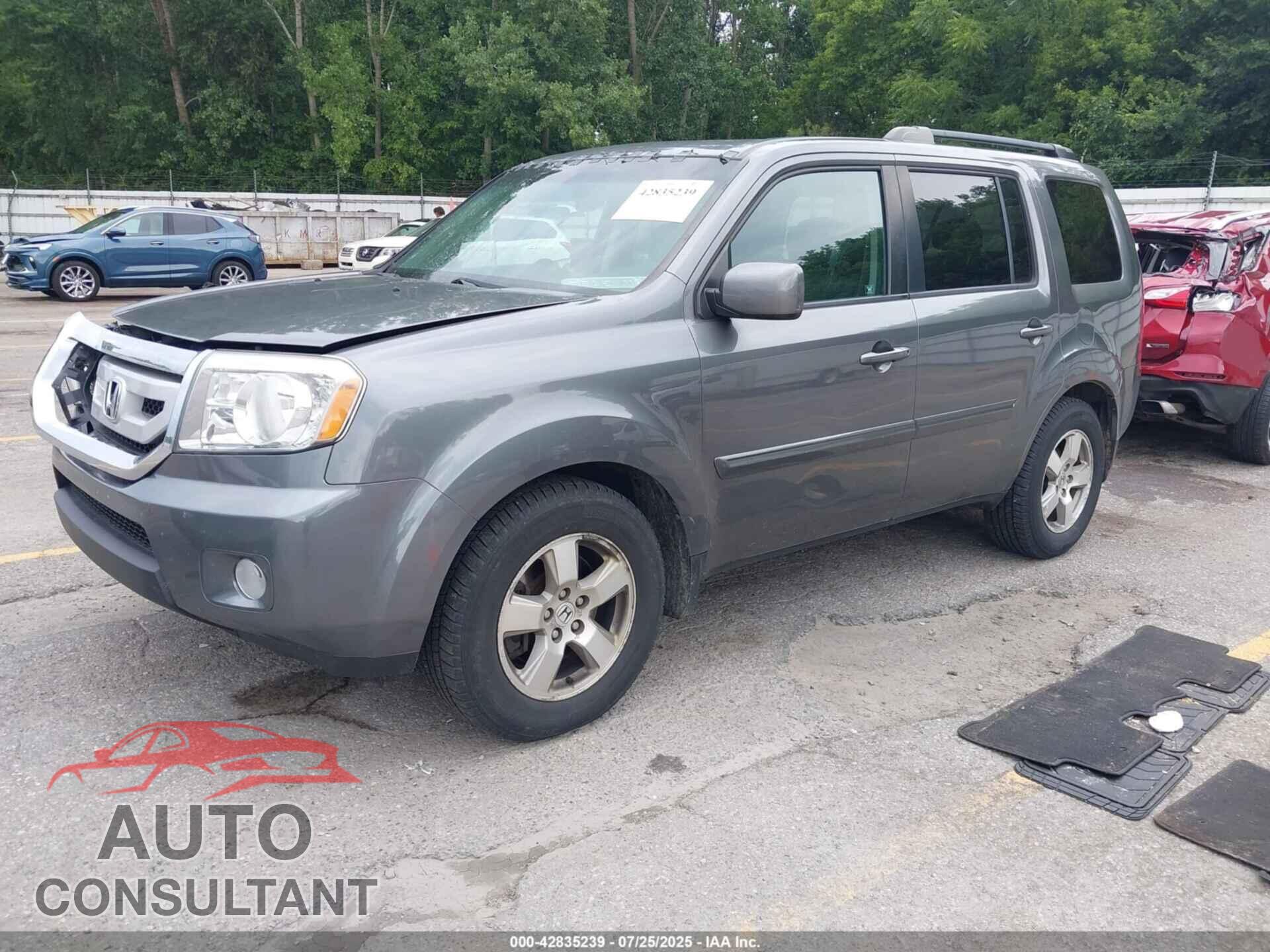 HONDA PILOT 2011 - 5FNYF4H66BB089577