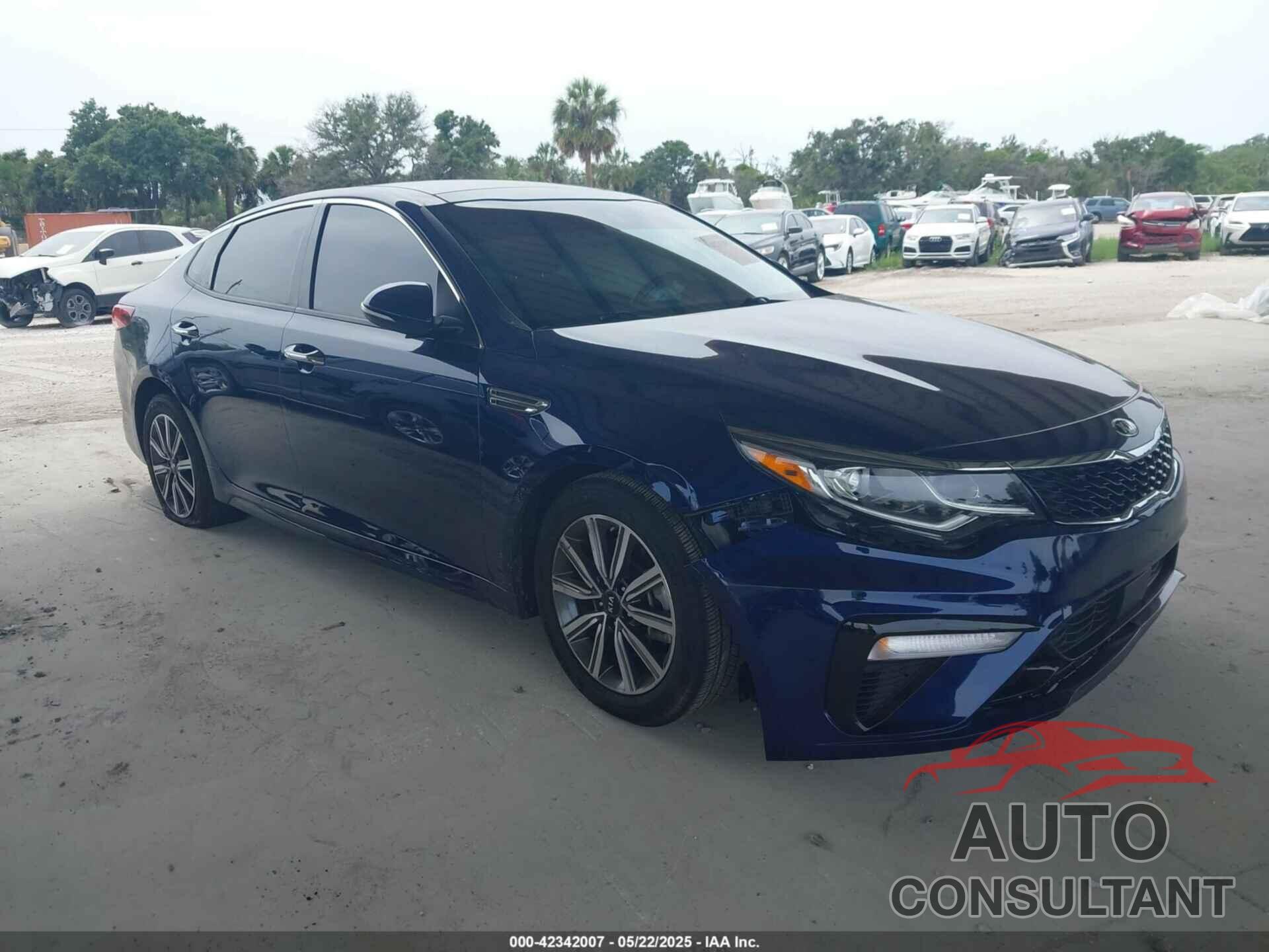 KIA OPTIMA 2020 - 5XXGU4L13LG405125