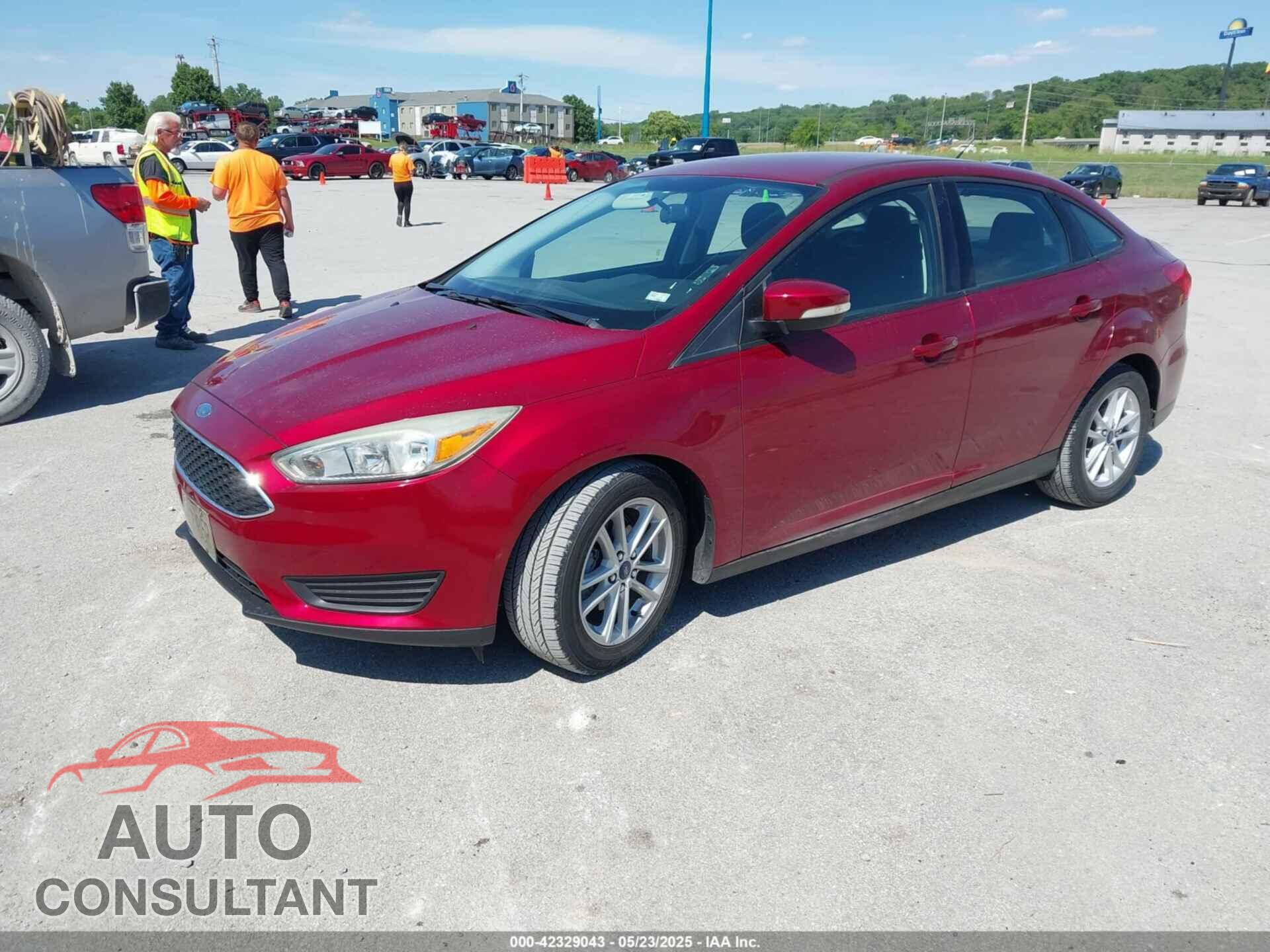 FORD FOCUS 2015 - 1FADP3F28FL255516