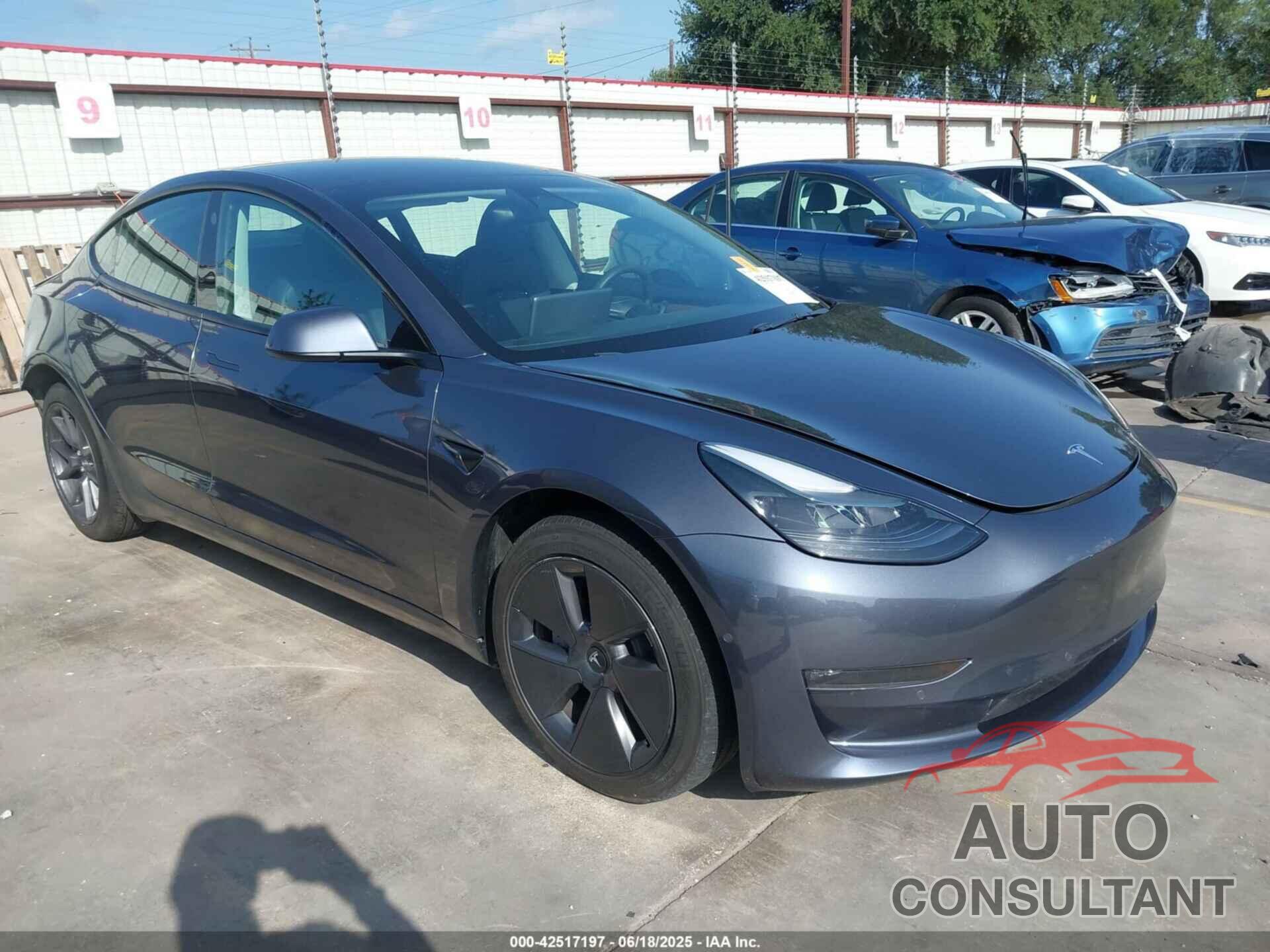 TESLA MODEL 3 2022 - 5YJ3E1EB8NF206951