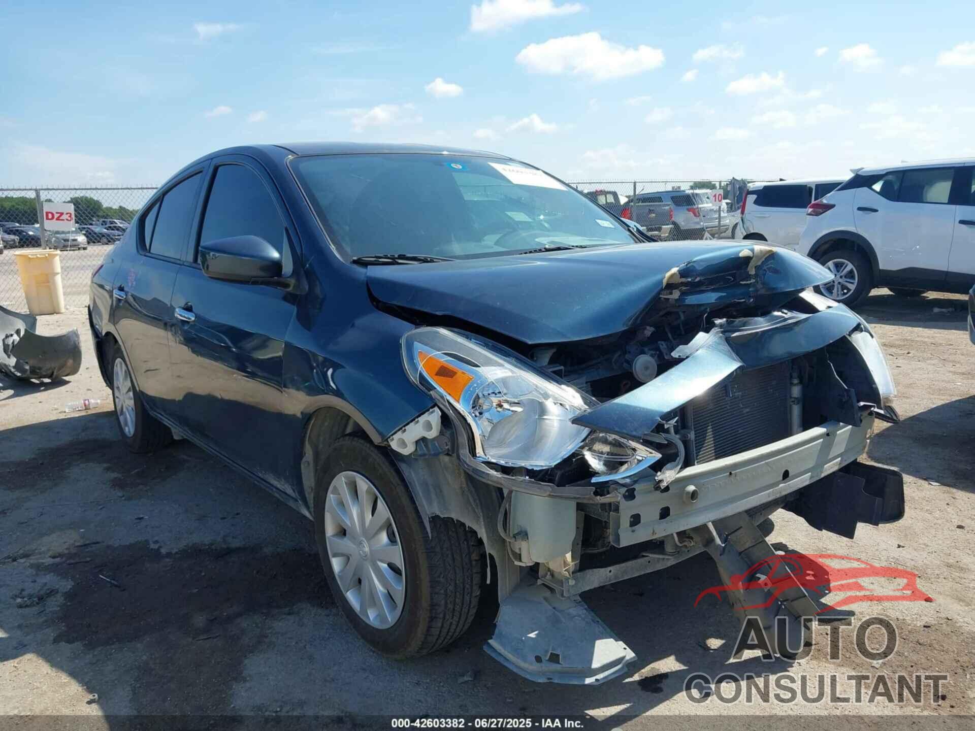 NISSAN VERSA 2017 - 3N1CN7AP0HL807686